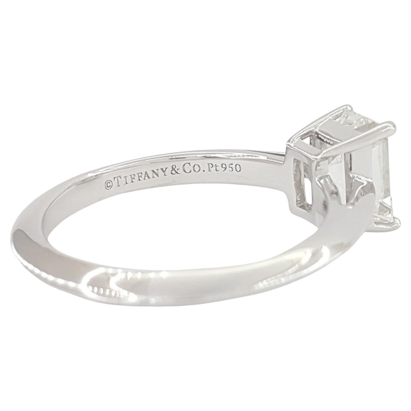 emerald cut diamond ring