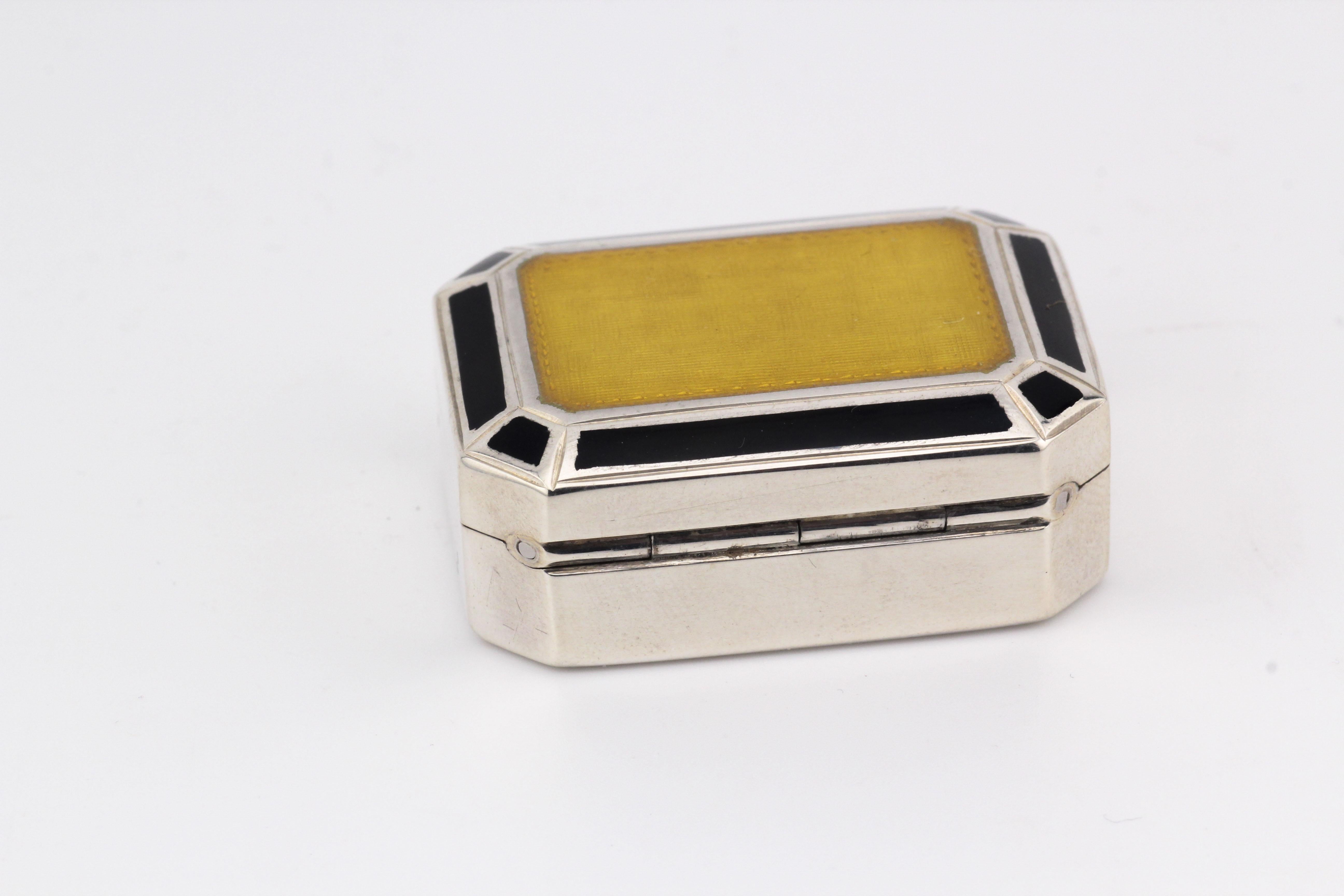 Tiffany & Co. Enamel 925 Sterling Silver Pill Box Case In Good Condition In Simpsonville, SC
