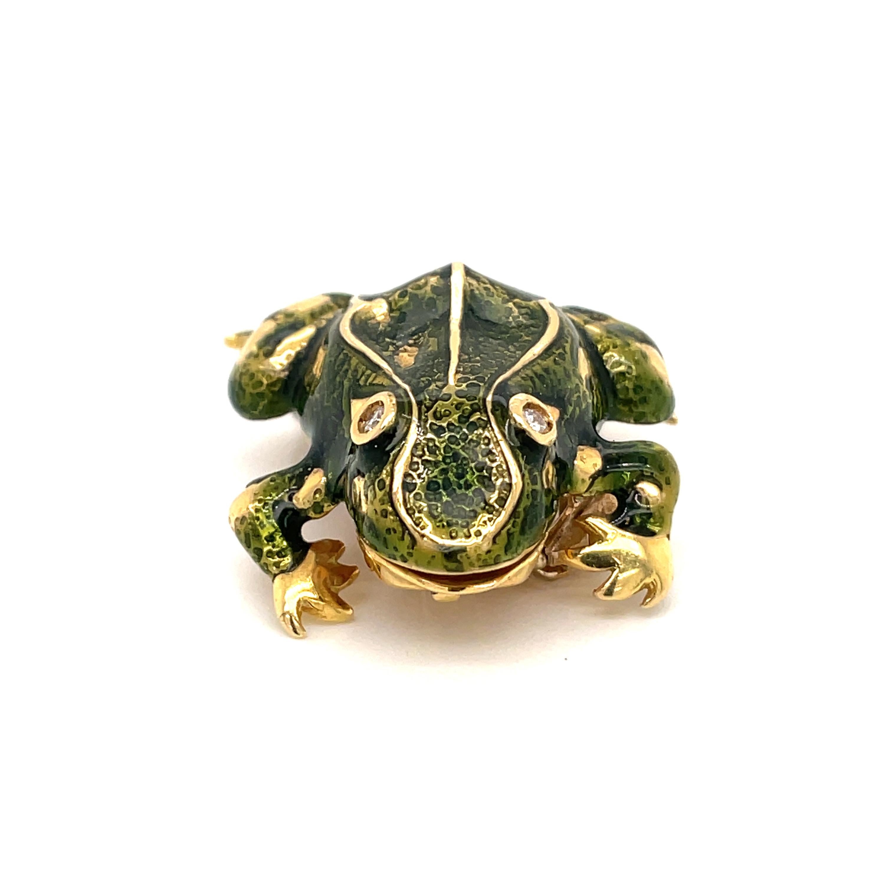 Tiffany & Co. Enamel and Diamond Frog Pendant / Brooch, 18 Karat Gold For Sale 5