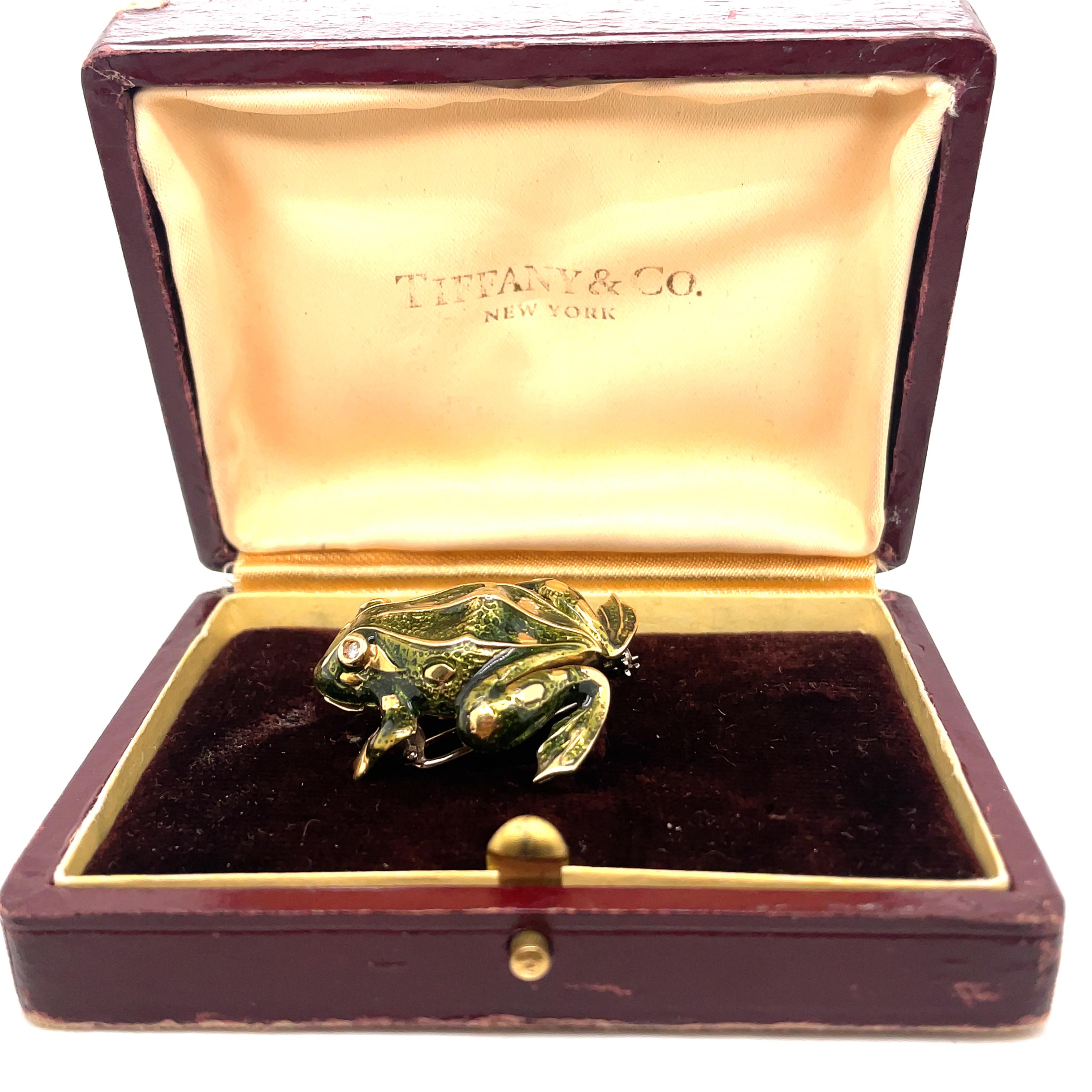 An iconic Tiffany & Co. Enamel and Diamond Frog Pendant/Brooch, made in Italy circa 1970'
Hallmarks: Tiffany & Co, 750
Gross weight: 15,8 gr

Excellent condition, comes with original box, 100% authenticity guarantee, Free appraisal card with purchase
