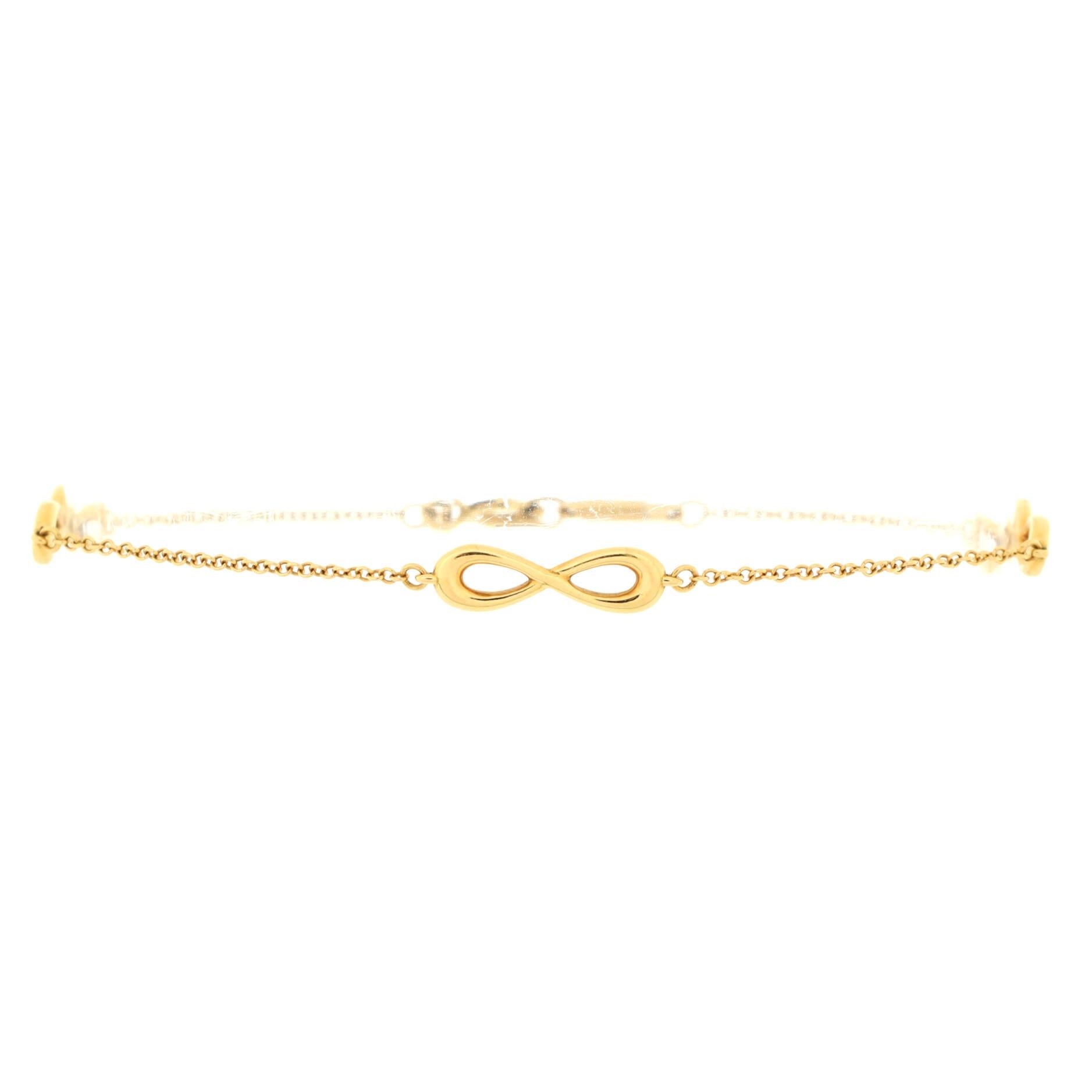 Tiffany & Co. Endless Infinity Bracelet 18K Yellow Gold In Good Condition In New York, NY