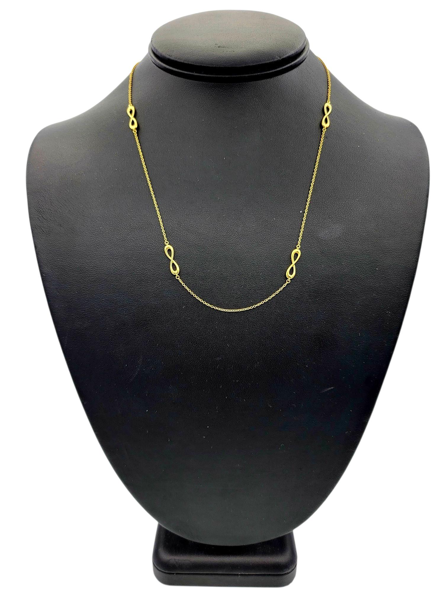 Tiffany & Co. Collana a catena Endless Infinity Station in oro giallo 18 carati in vendita 4