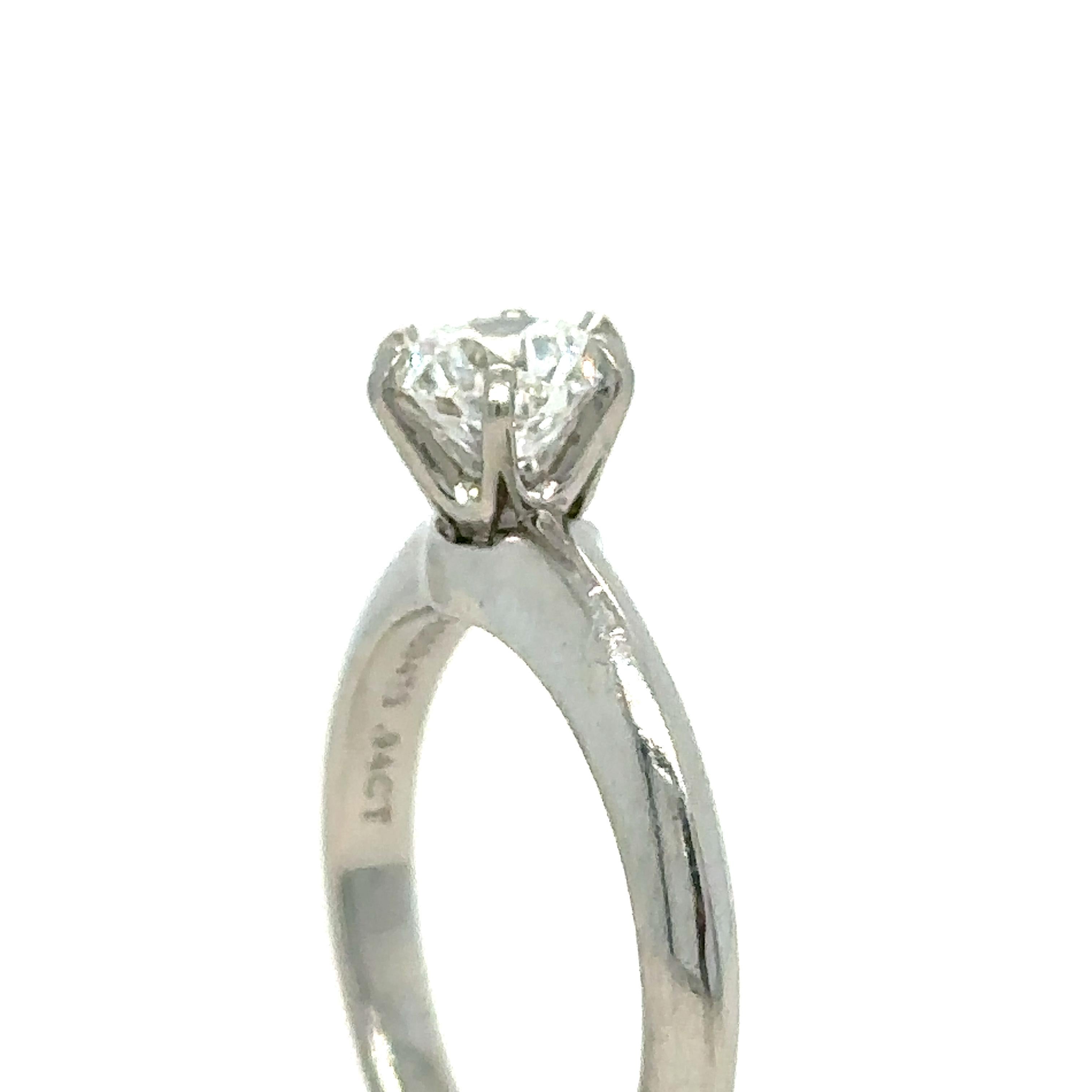 Brilliant Cut Tiffany & Co Engagement Ring 0.94ct For Sale
