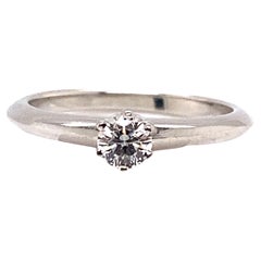 Tiffany & Co Engagement Ring .20ct G-VS1  Diamond Solitaire Platinum