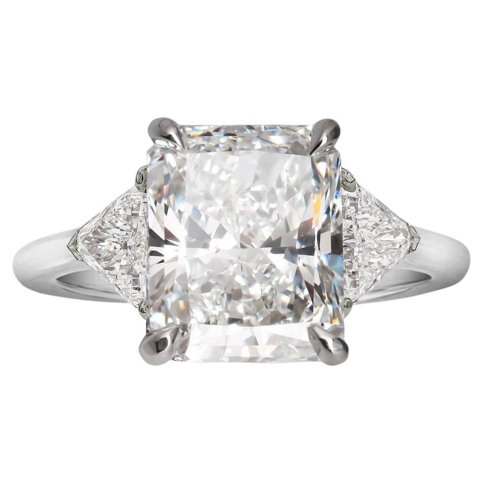 Tiffany and Co. 3.09 Carat OvalCut Diamond Engagement Ring at 1stDibs