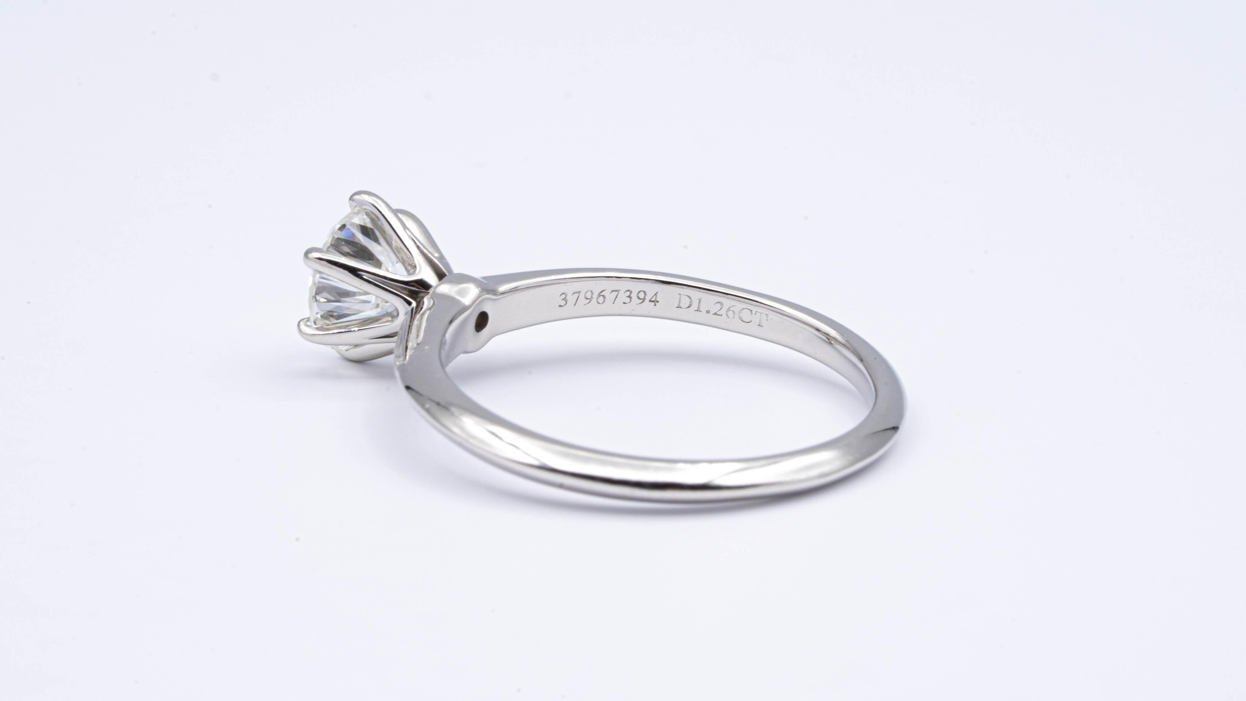 Tiffany & Co. Engagement Ring with Round 1.26 Carat IVVS2 Plat In Excellent Condition In New York, NY