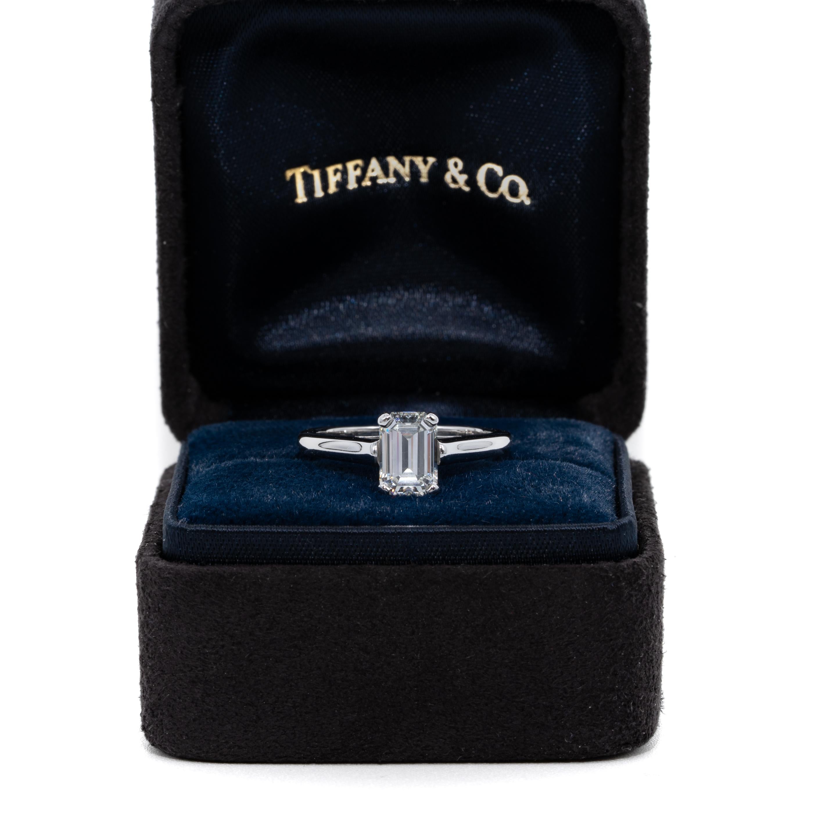 Contemporary Tiffany & Co. Engagement Ring with 1.07 Carat Emerald Cut Centre in Platinum