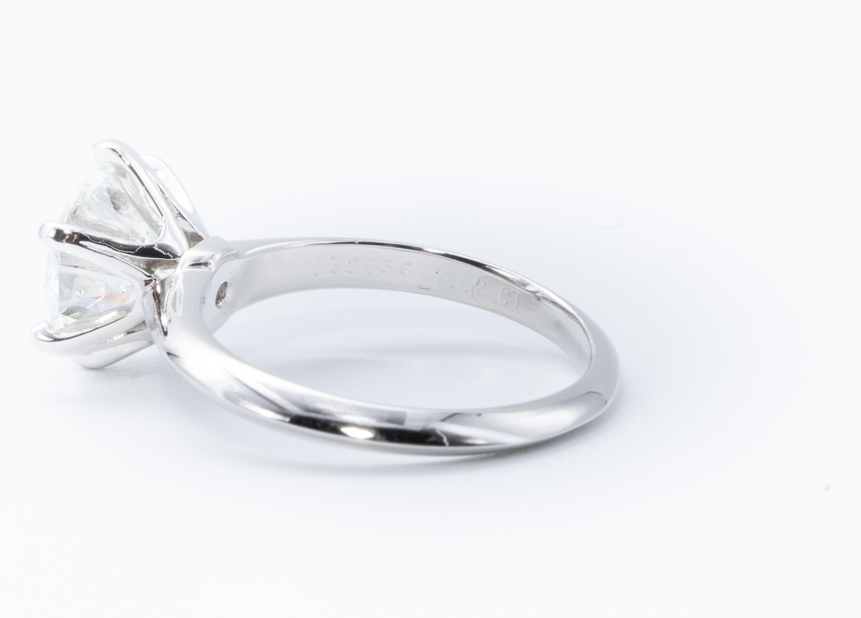 Tiffany & Co. 2.42 Carat Round Brilliant Centre Platinum Engagement Ring In Excellent Condition In New York, NY