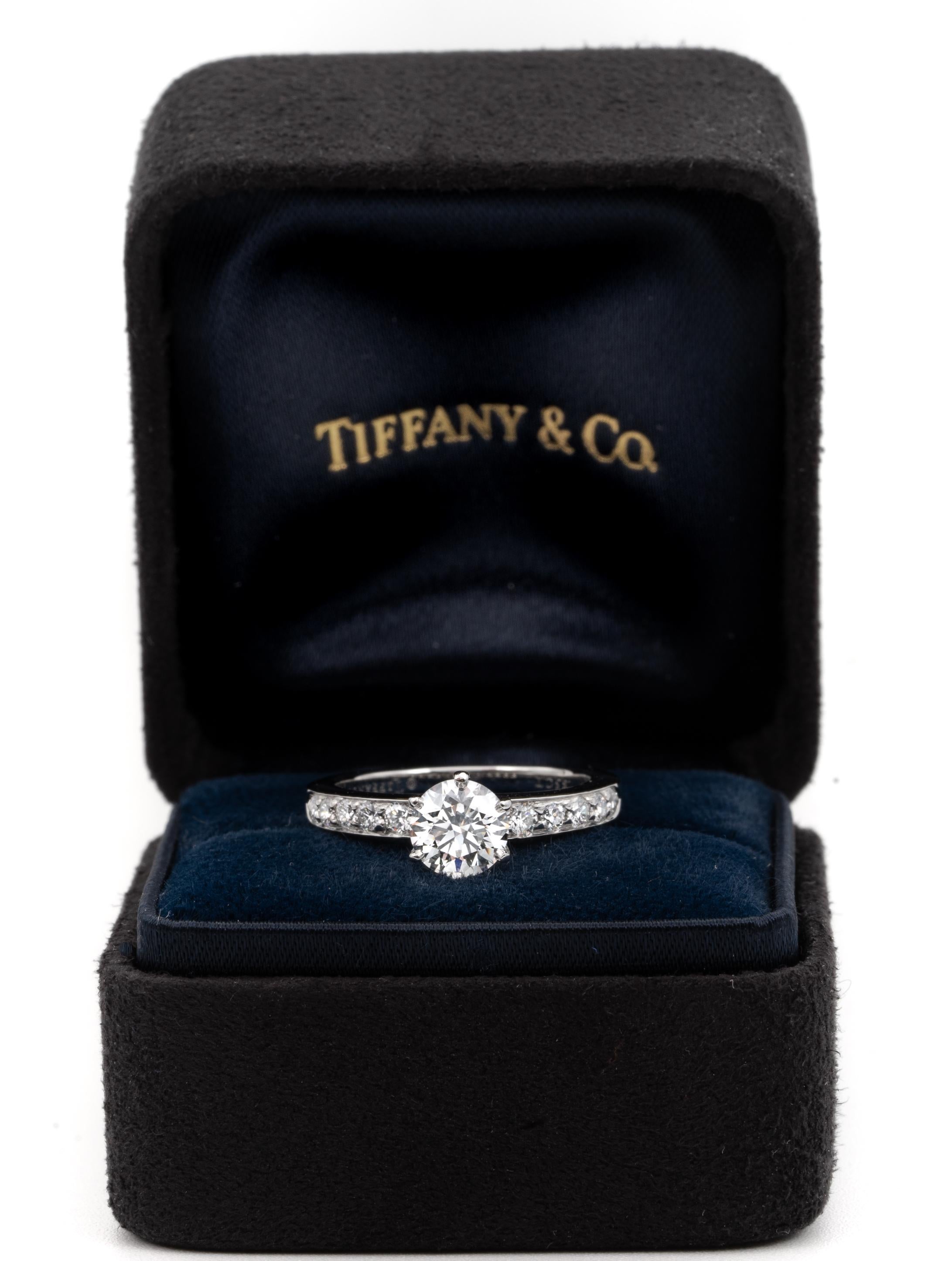 Tiffany & Co. Engagement Ring with .85 Carat Round Brilliant Centre in Platinum In Excellent Condition In New York, NY