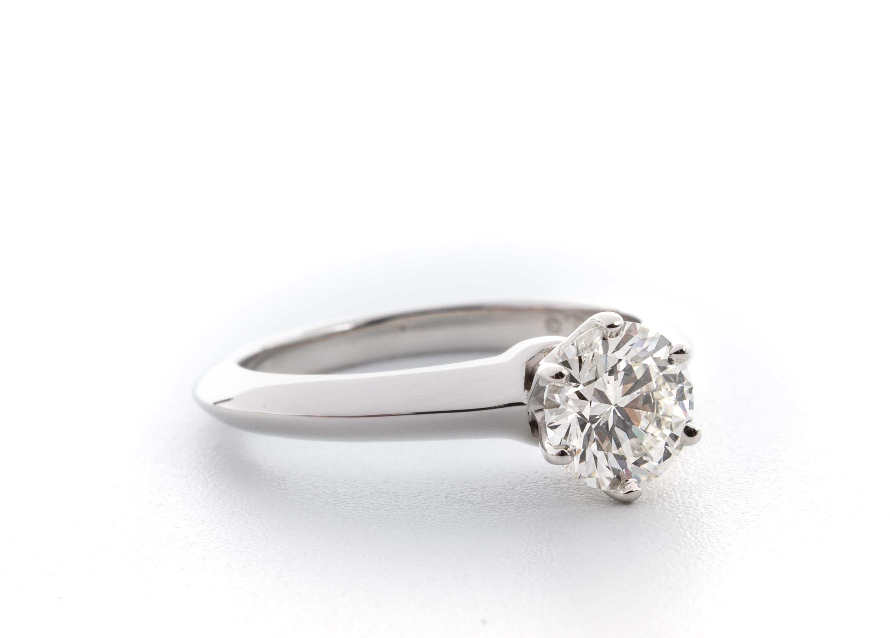 Contemporary Tiffany & Co. Engagement Ring with .96 Carat Round Brilliant Centre in Platinum