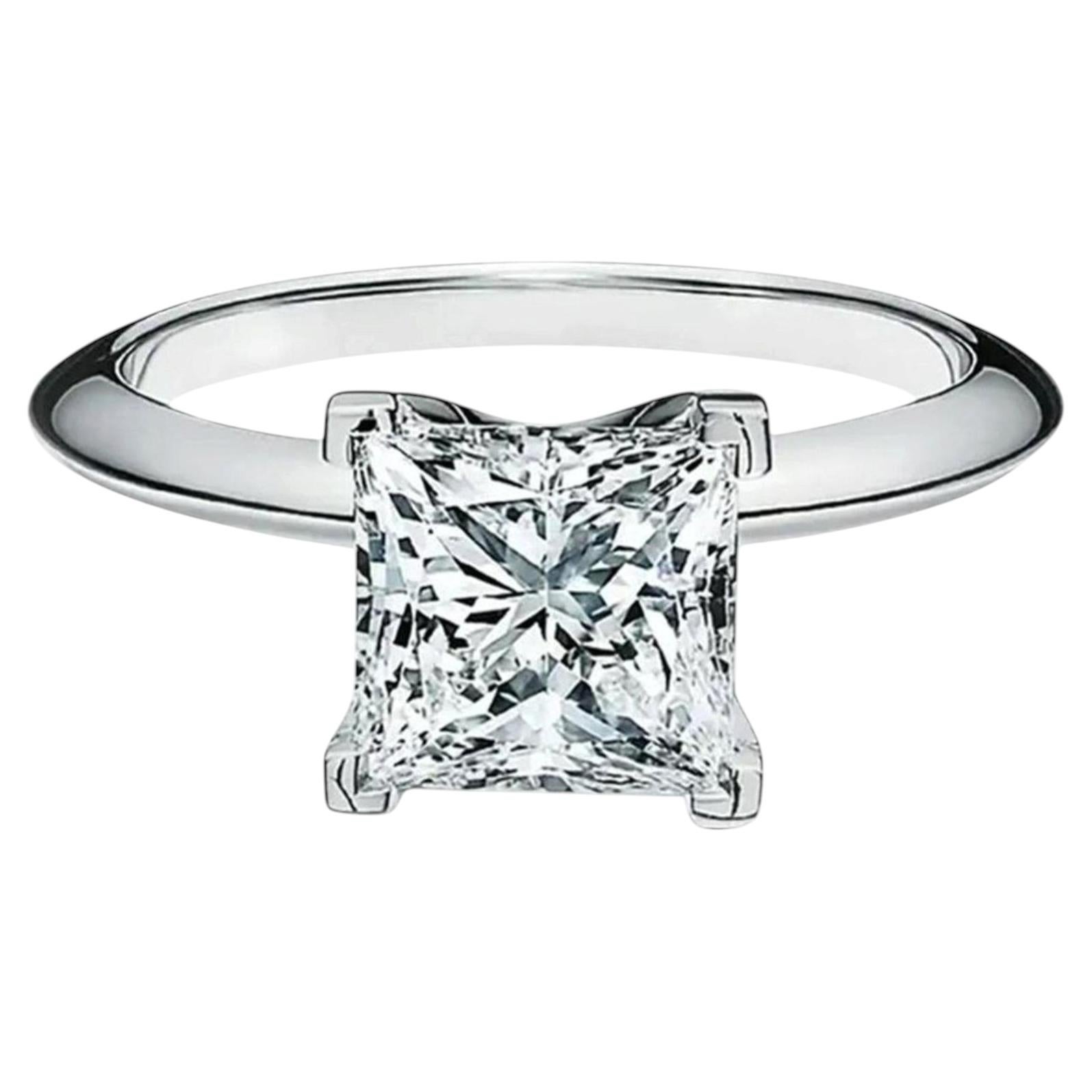 Tiffany & Co. Bague de fiançailles solitaire en platine et diamant