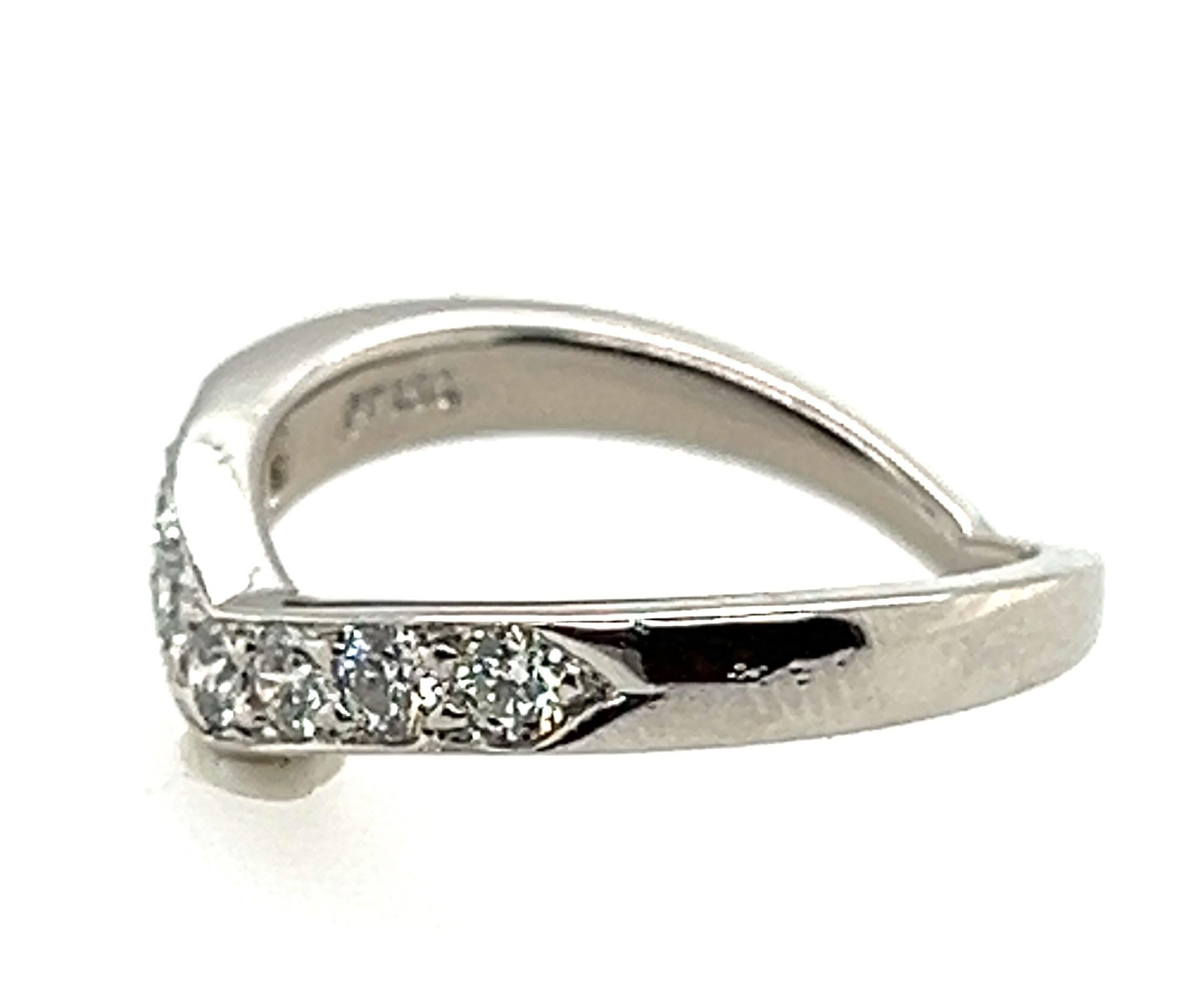 Taille ronde Tiffany & Co Engagement Wedding Anniversary Band Ring Diamond .35ct Platinum en vente