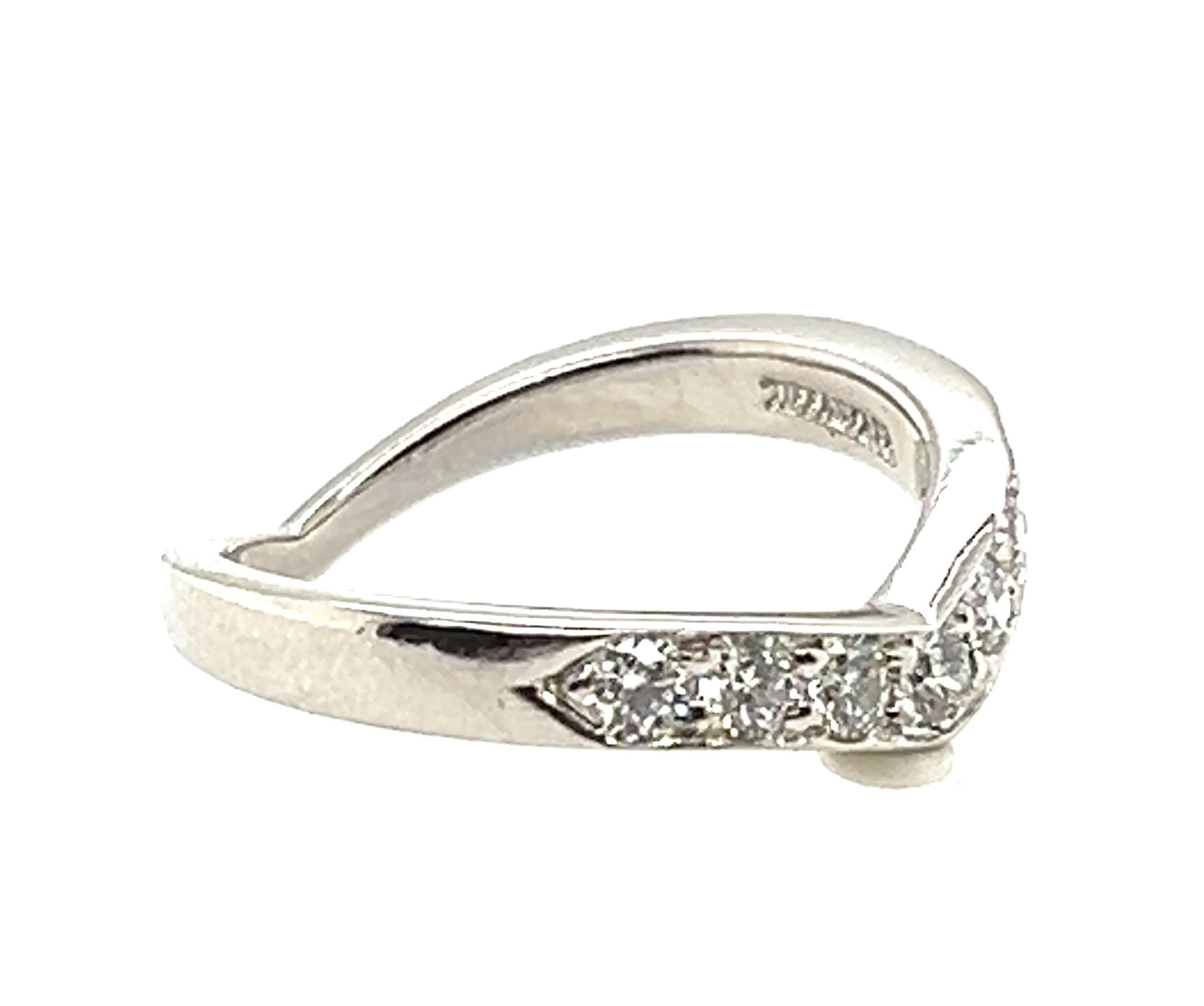 Tiffany & Co Engagement Wedding Anniversary Band Ring Diamond .35ct Platinum Excellent état - En vente à Dearborn, MI