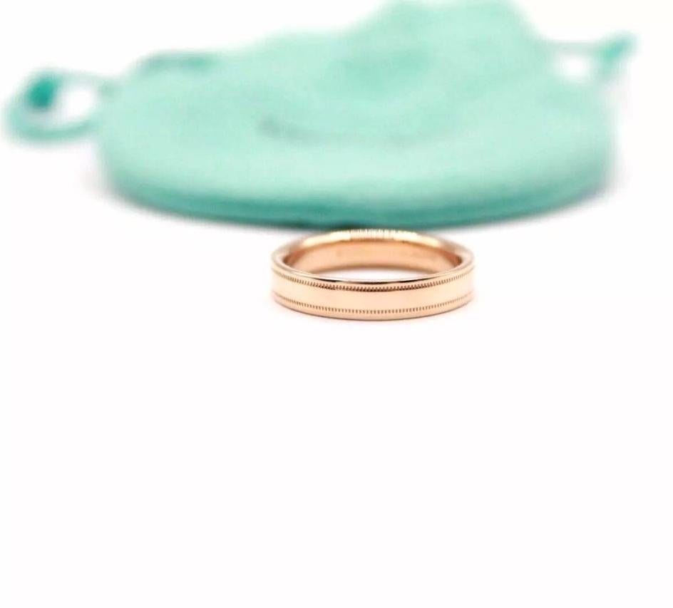TIFFANY & Co. Essential Band 18K Roségold 4mm Doppelter Milgrain Ring 7,5 im Zustand „Gut“ im Angebot in Los Angeles, CA
