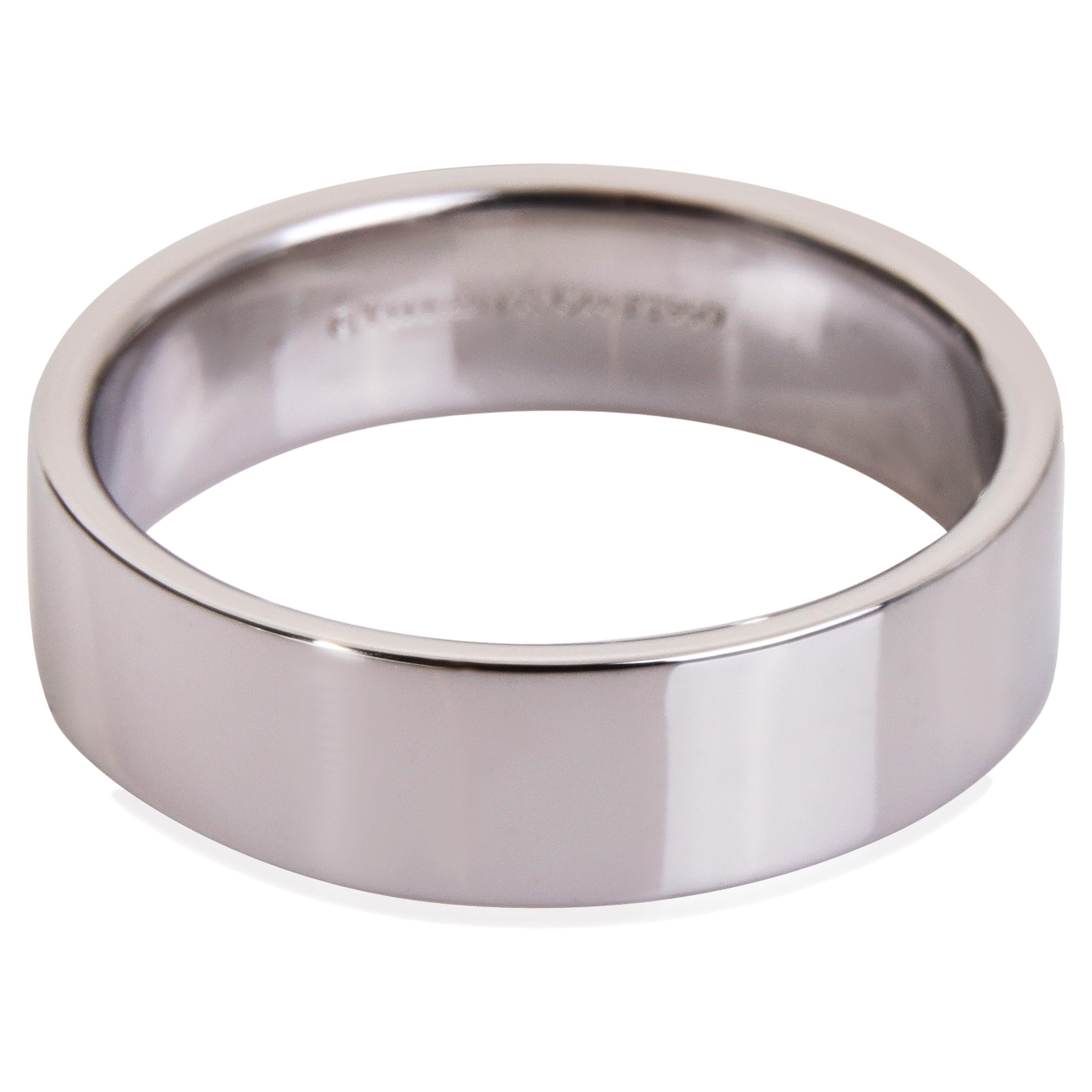 Tiffany 
Co. Essential Band Ehering aus Platin