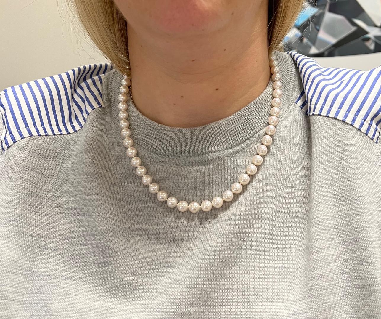 Women's Tiffany & Co. Essential Cultured Pearl 18 Karat White Gold Necklace 