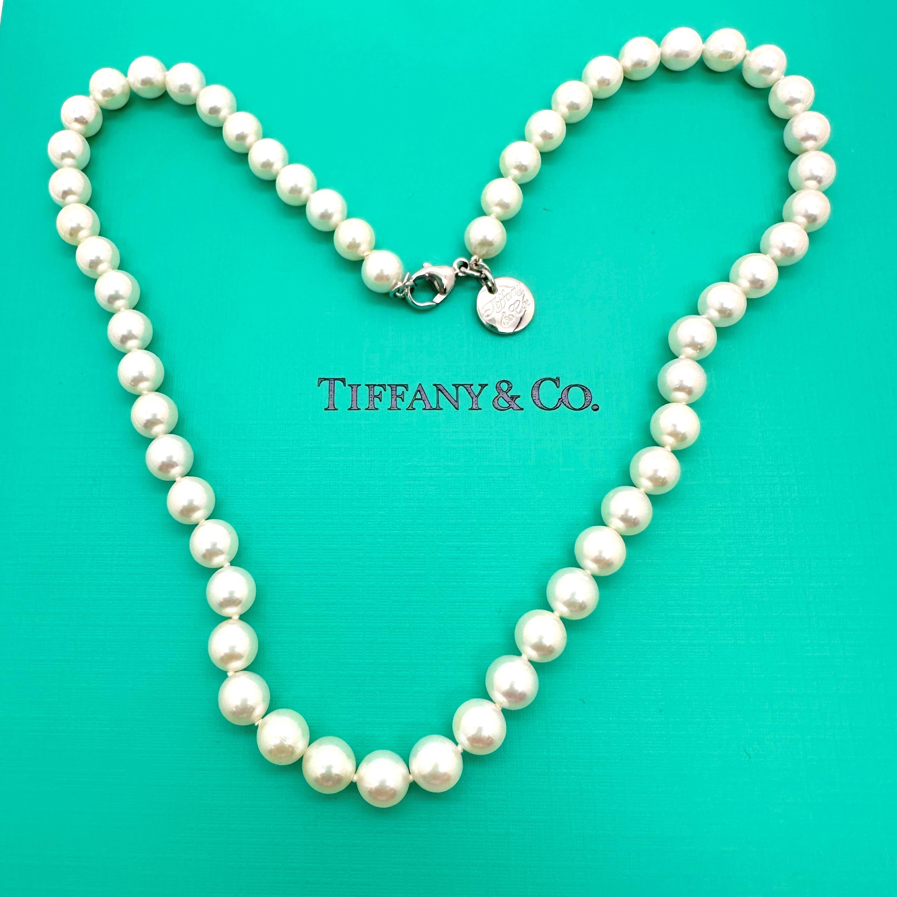 Tiffany & Co. Essential Pearls Necklace
Style:  Choker String
Ref. number:  60142427
Metal:  18k White Gold
Size:  16' Inches
Measurements:  Pearls 6.5 - 7 MM
Hallmark:  ©T&Co. Au750 
Includes:  T&C Jewelry Necklace Envelope 
EST. Retail: 