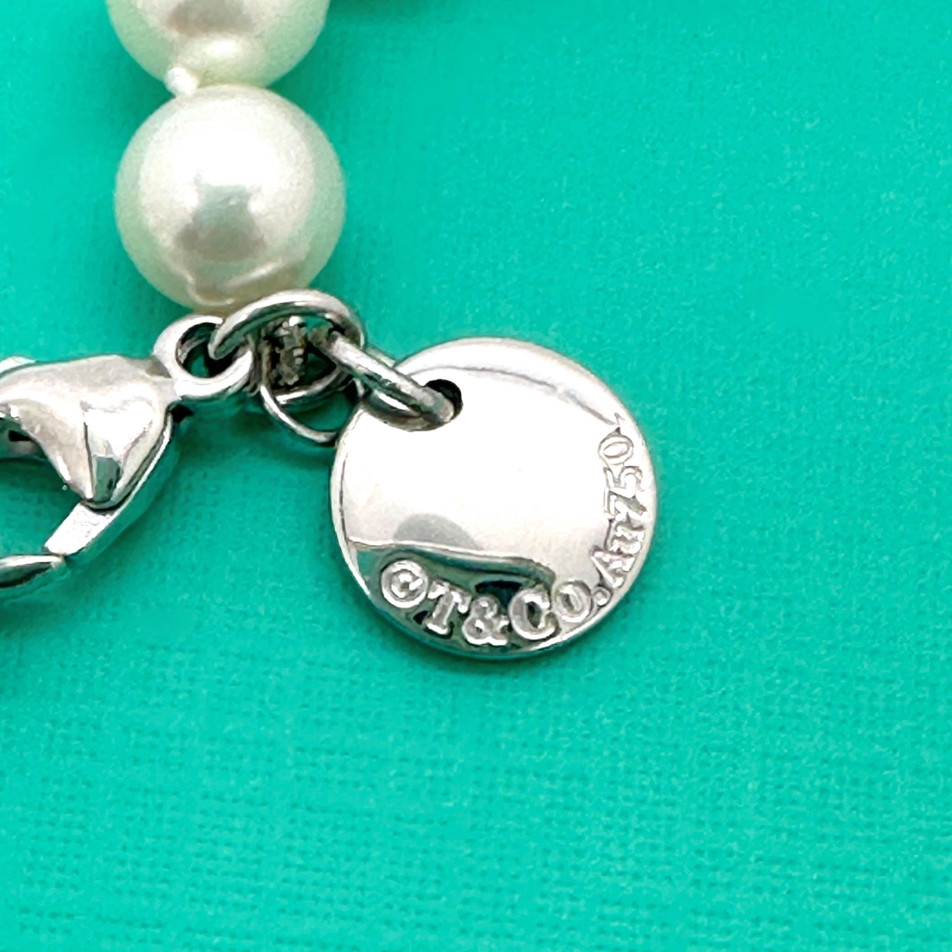 Women's or Men's Tiffany & Co. Essential Pearls Necklace 16' Inch in 18k White Gold