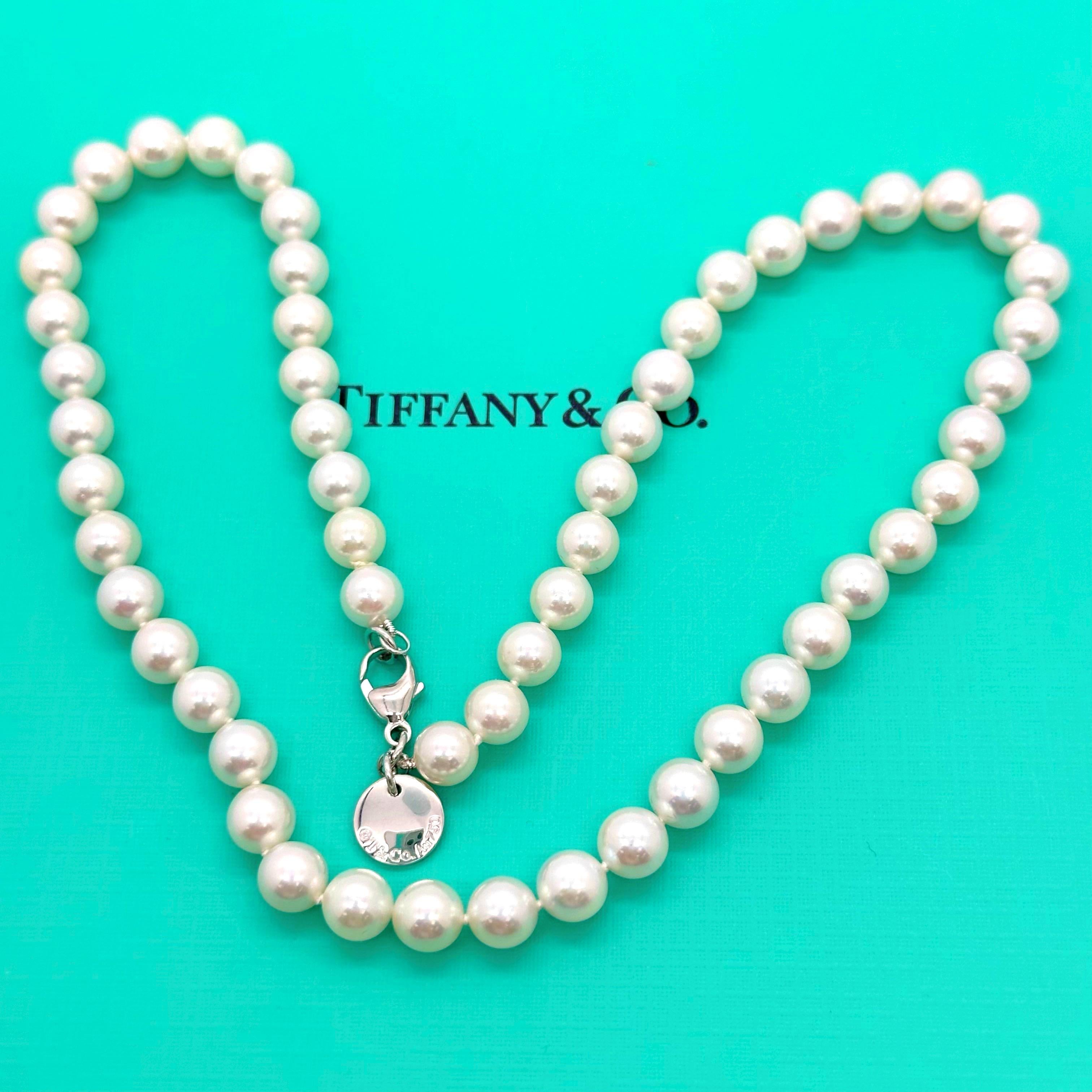 Tiffany & Co. Essential Pearls Necklace 16' Inch in 18k White Gold 1