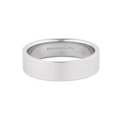 TIFFANY & Co. Essential Platinum 2mm Flat Band Ring 5