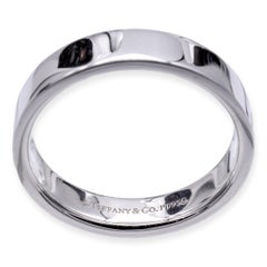 Tiffany & Co. Essential Platinum Wedding Band Ring 4mm Size 7