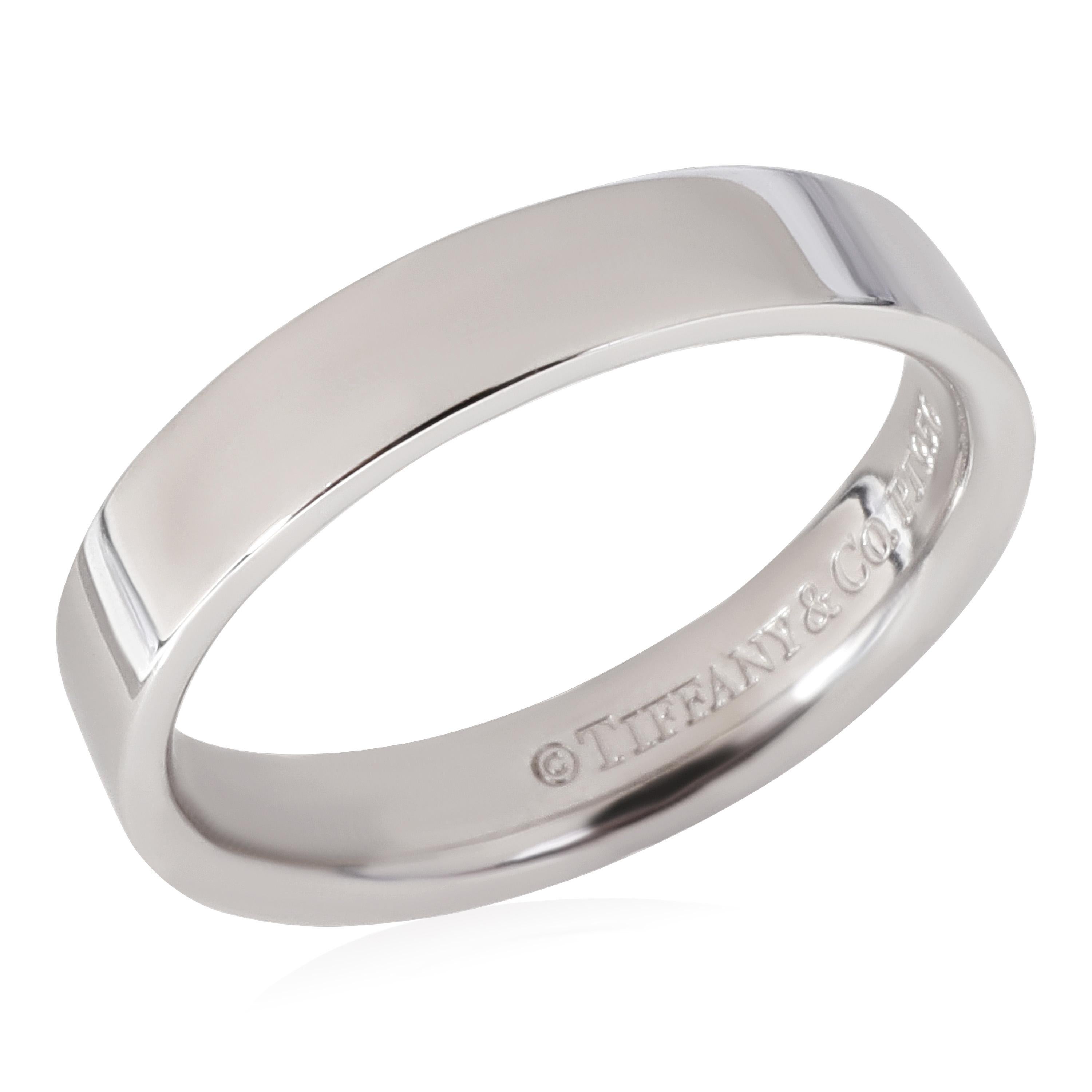 Tiffany & Co. Essentials Wedding Band in Platinum

PRIMARY DETAILS
SKU: 119631
Listing Title: Tiffany & Co. Essentials Wedding Band in Platinum
Condition Description: Retails for 2000 USD. In excellent condition and recently polished. Ring size is