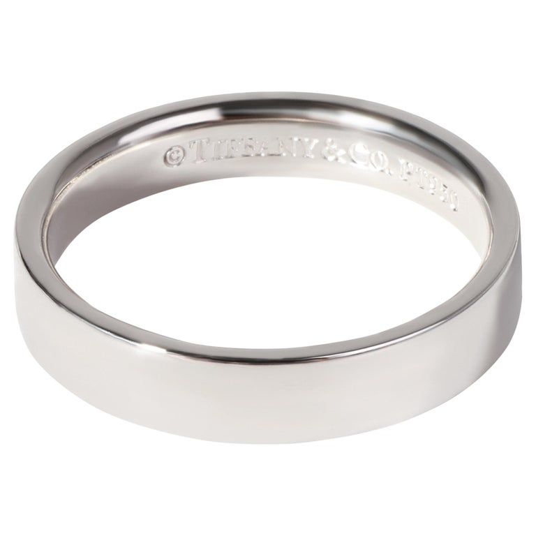 Tiffany and Co. Essentials Wedding Band in Platinum For Sale at 1stDibs