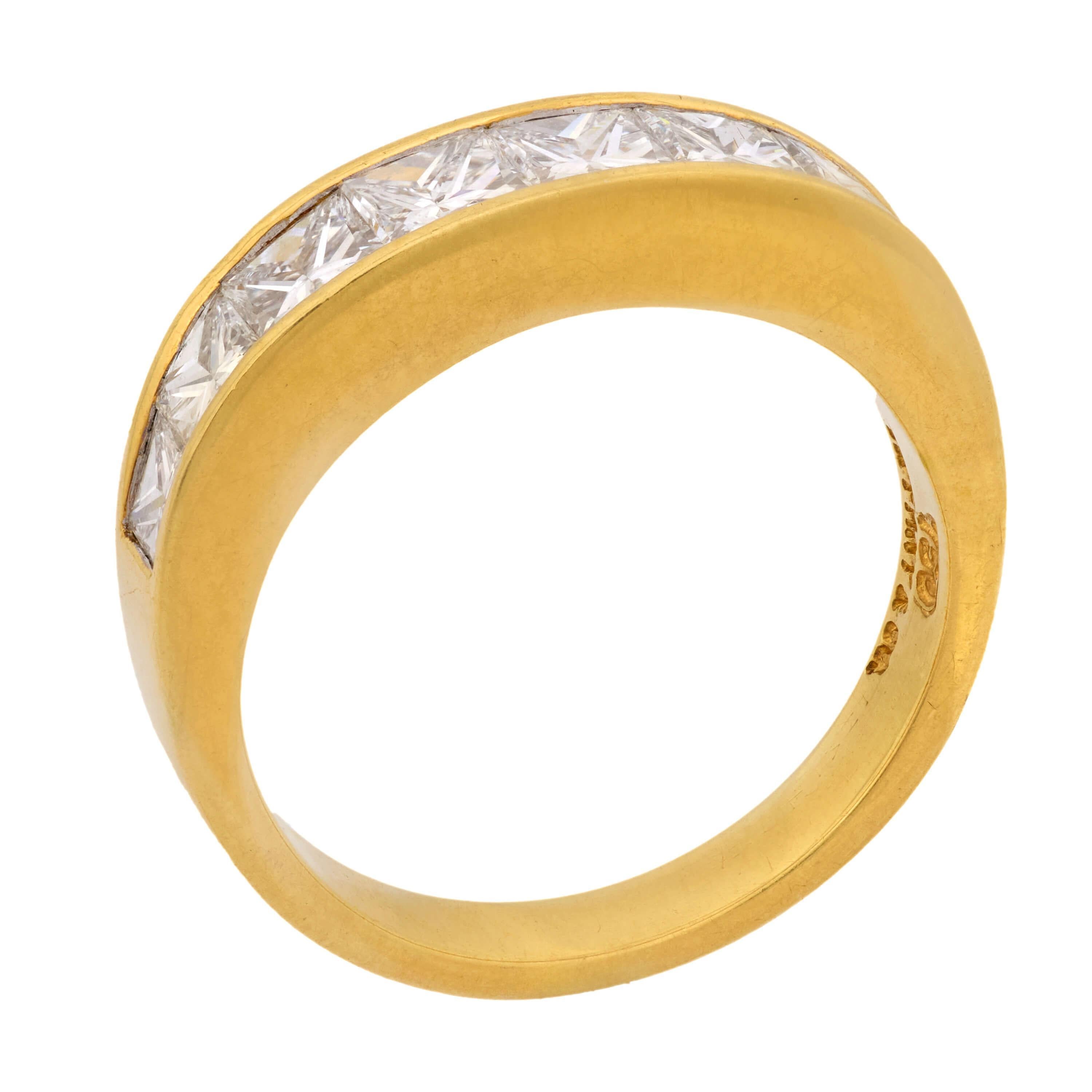 TIFFANY & CO. Media banda de diamantes Estate 18k Moderno en venta