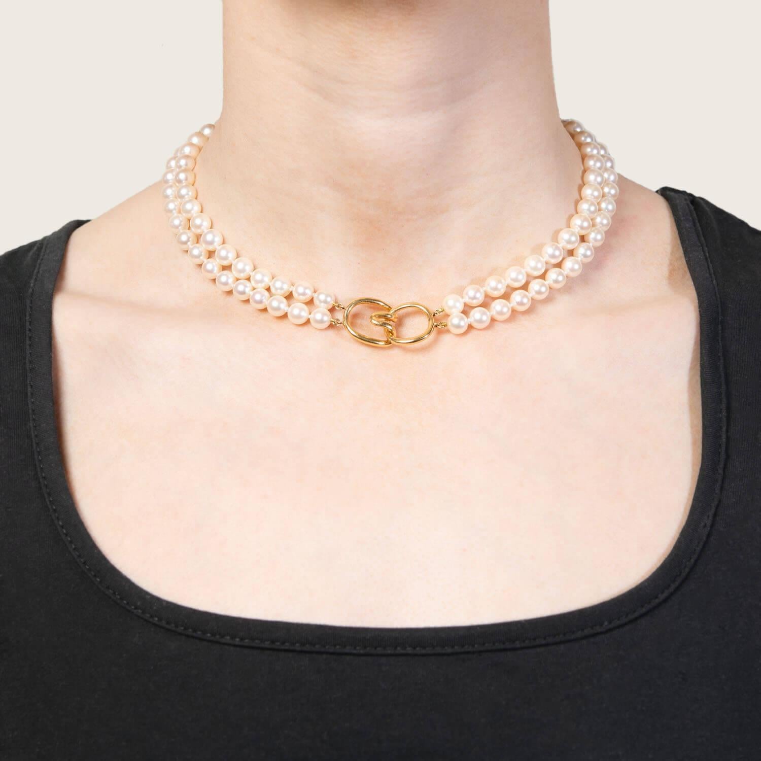 TIFFANY & CO. Estate 18k Pearl Necklace Double Strand In condizioni buone in vendita a Narberth, PA