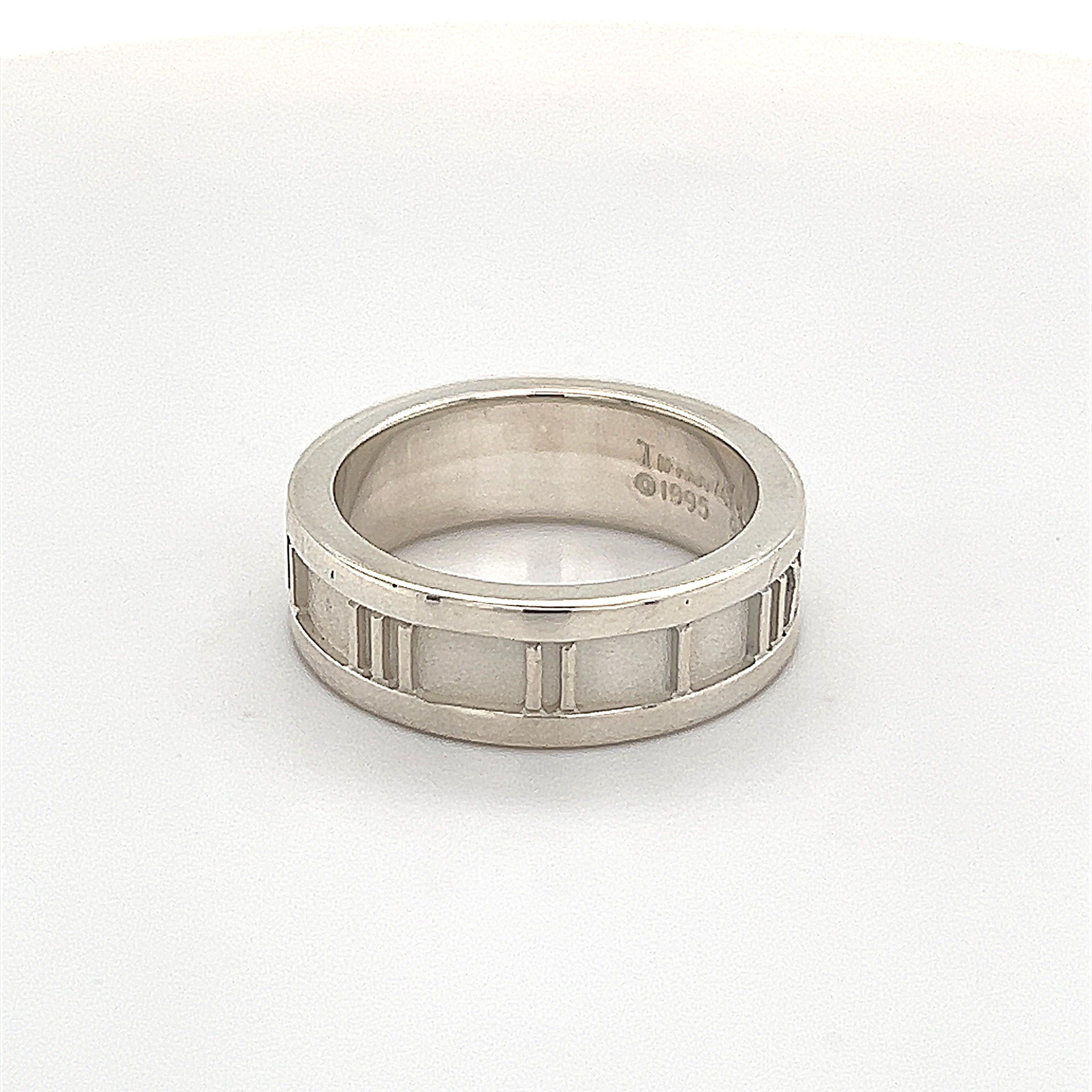 Tiffany & Co Estate Atlas Ring Size 4 Sterling Silver 6 MM Height TIF214


TRUSTED SELLER SINCE 2002

PLEASE SEE OUR HUNDREDS OF POSITIVE FEEDBACKS FROM OUR CLIENTS!!

FREE SHIPPING!!

DETAILS
Ring Size: 4
Height: 6 mm
Weight: 5.3 Grams
Metal: