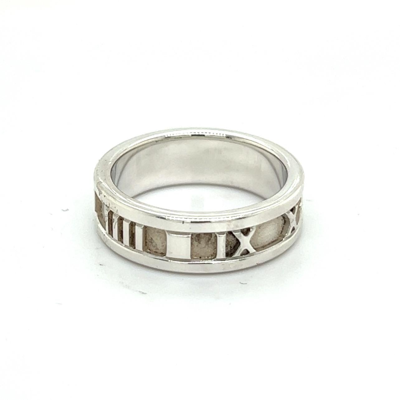 Authentic Tiffany & Co Estate Atlas Ring Size 6.5 Silver 6 mm TIF379

TRUSTED SELLER SINCE 2002

DETAILS
Ring Size: 6.5
Height: 6 mm
Weight: 5.8 Grams
Metal: Sterling Silver

We try to present our estate items as best as possible and most have been