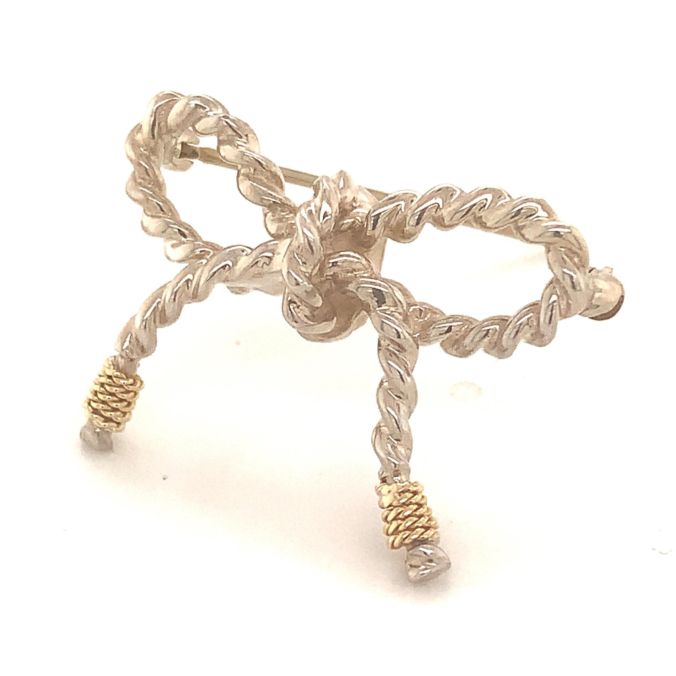 Tiffany & Co Broche en forme de nœud papillon en or 18 carats et argent sterling en vente 5