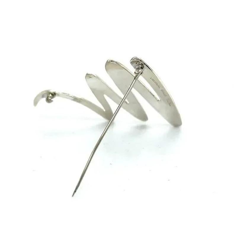 Tiffany & Co Estate Brosche Pin Sterling Silber von Paloma Picasso TIF840

VERTRAUENSWÜRDIGER VERKÄUFER SEIT 2002

BITTE BEACHTEN SIE UNSERE HUNDERTE VON POSITIVEN RÜCKMELDUNGEN UNSERER KUNDEN!!

KOSTENLOSER VERSAND!!

DETAILS
Stil: Welle
Gewicht:
