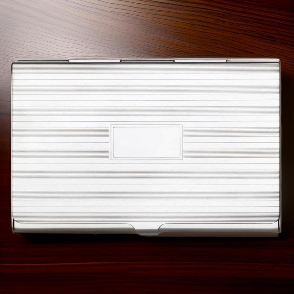 Tiffany & Co Estate Business Card Holder Sterling Silver 58.1 Grams TIF657

TRUSTED SELLER SINCE 2002

PLEASE SEE OUR HUNDREDS OF POSITIVE FEEDBACKS FROM OUR CLIENTS!!

FREE SHIPPING

DETAILS
Style: Etched Design
Metal: Sterling Silver
Weight: 58.1