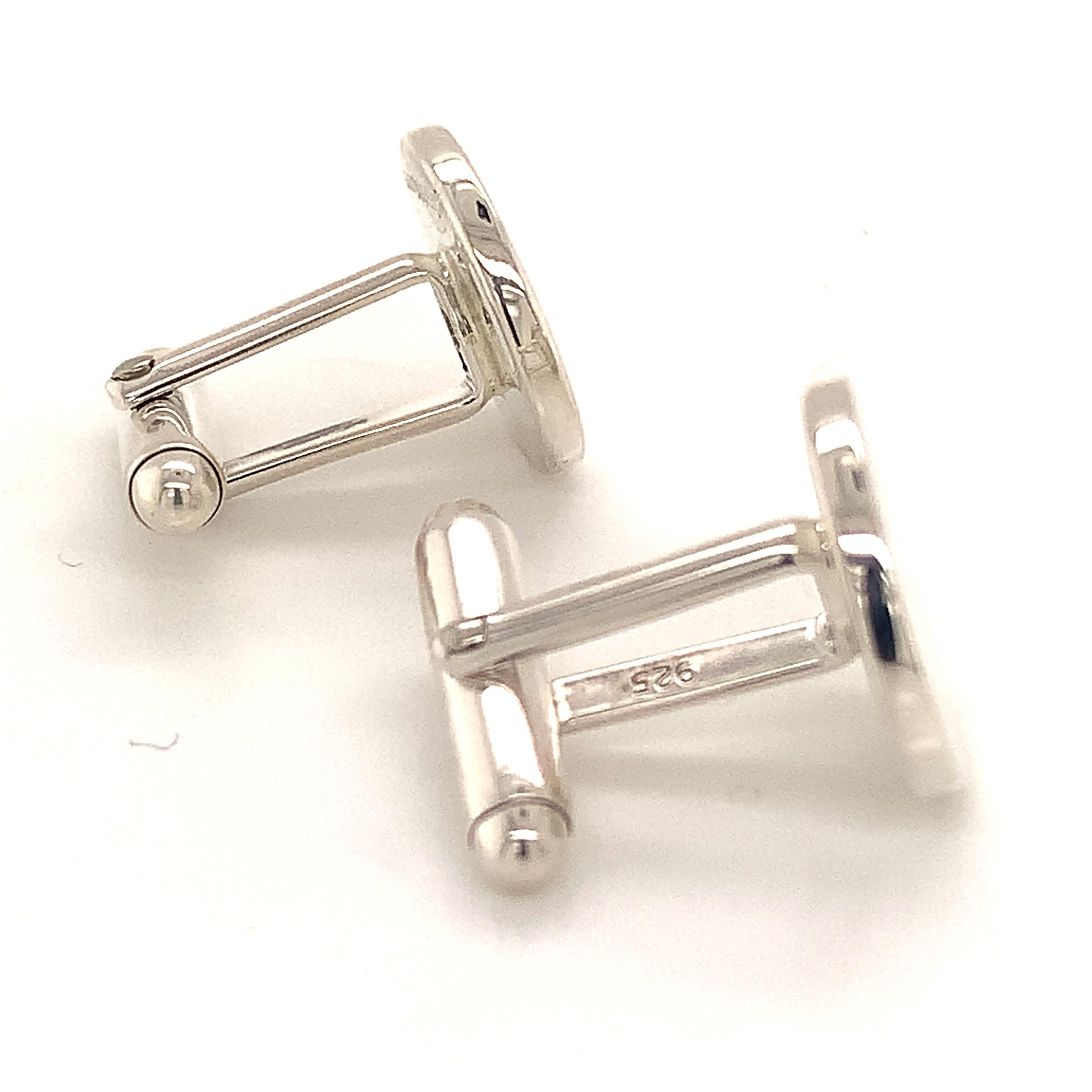 Tiffany & Co Estate Cufflinks Sterling Silver 11.2 Grams TIF76
 
These elegant Authentic Tiffany & Co Men's Cufflinks have a weight of 11.2 Grams.

TRUSTED SELLER SINCE 2002
 
PLEASE SEE OUR HUNDREDS OF POSITIVE FEEDBACKS FROM OUR CLIENTS!!
 
FREE