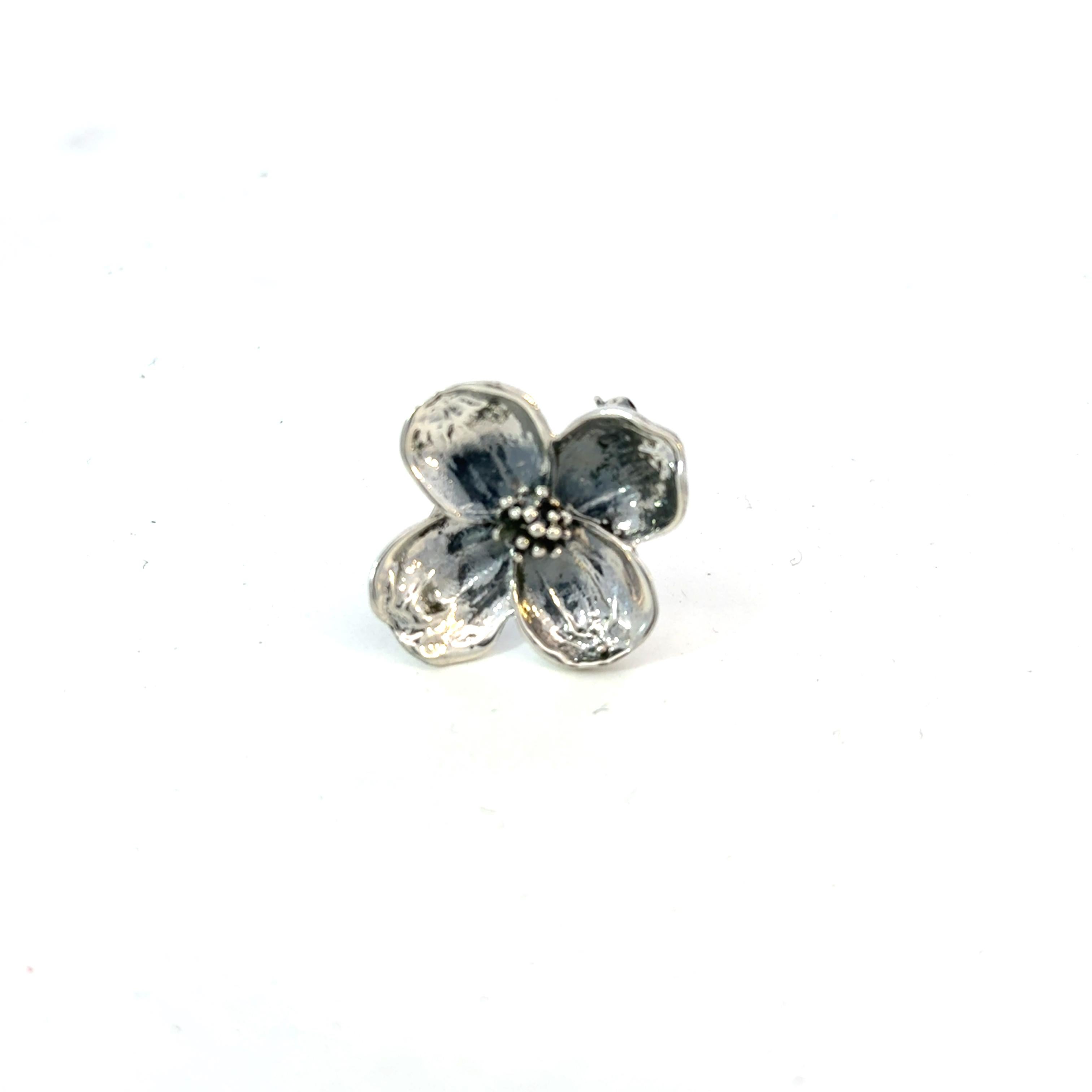 Tiffany & Co Estate Dogwood Flower Brooch Sterling Silver 4.45 Grams For Sale 1