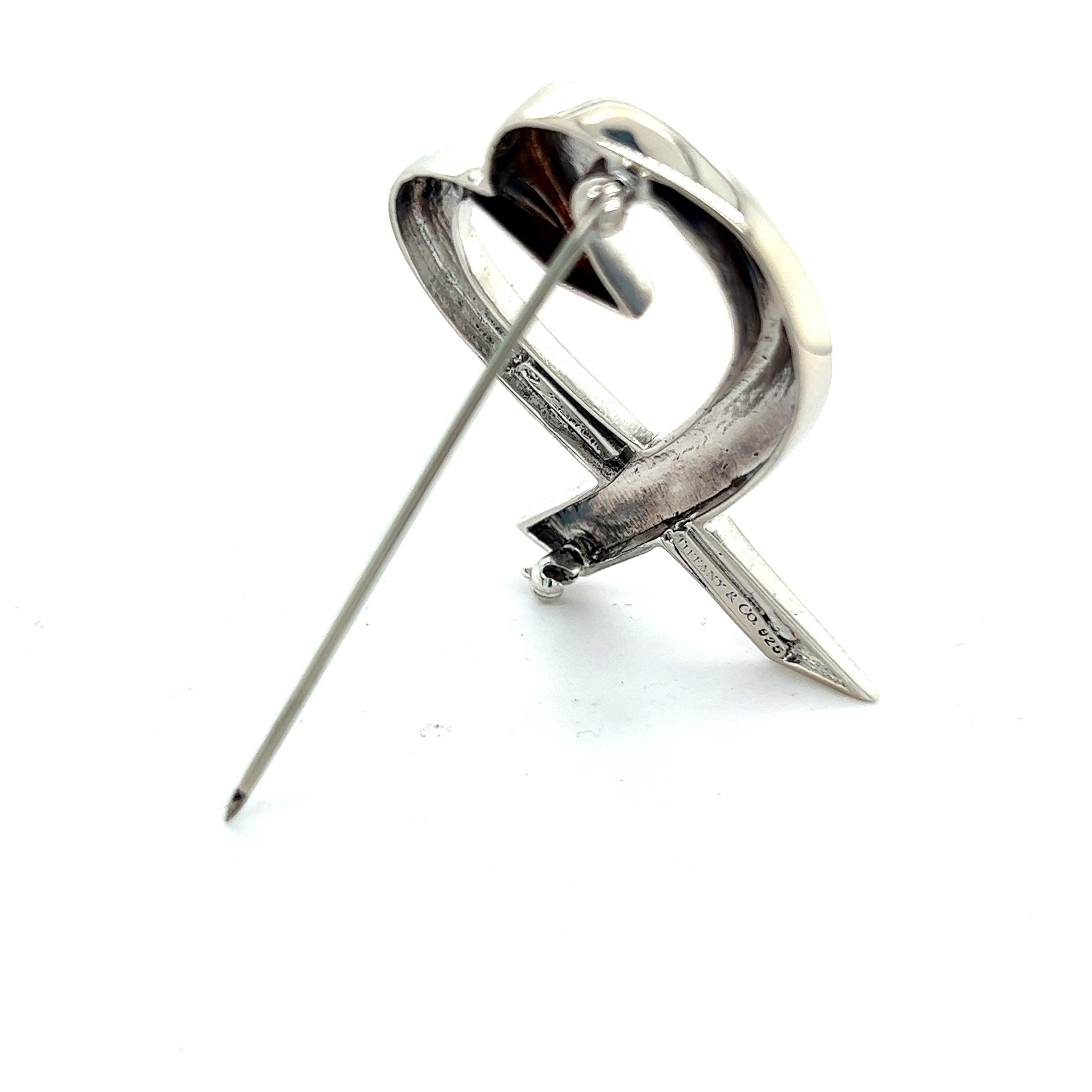 Tiffany & Co Estate Heart Brooch Pin Sterling Silver By Paloma Picasso In Good Condition For Sale In Brooklyn, NY