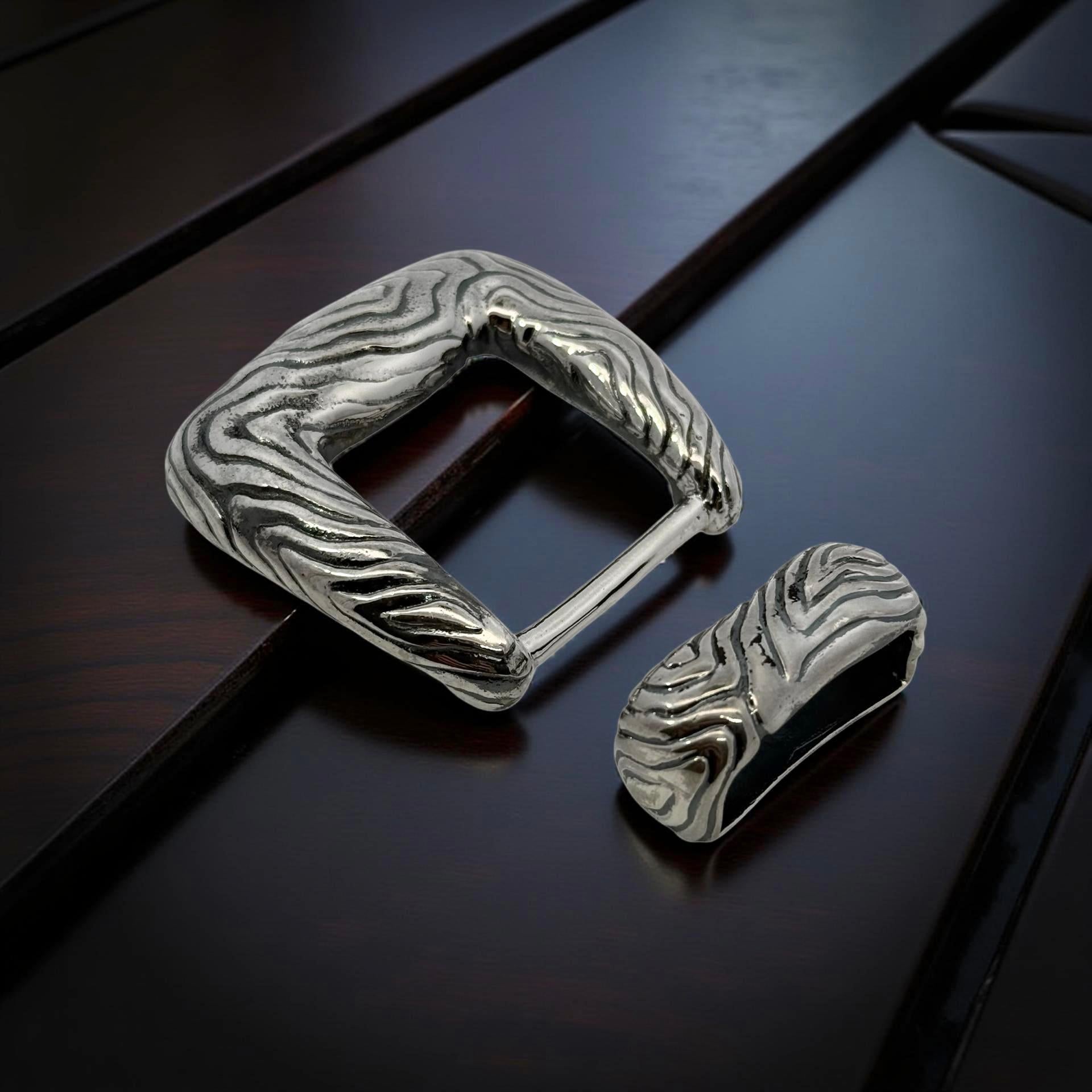 Tiffany & Co Ladies Wood Grain Fashion Belt Buckle Sterling Silver Estate (boucle de ceinture en argent) Pour femmes en vente