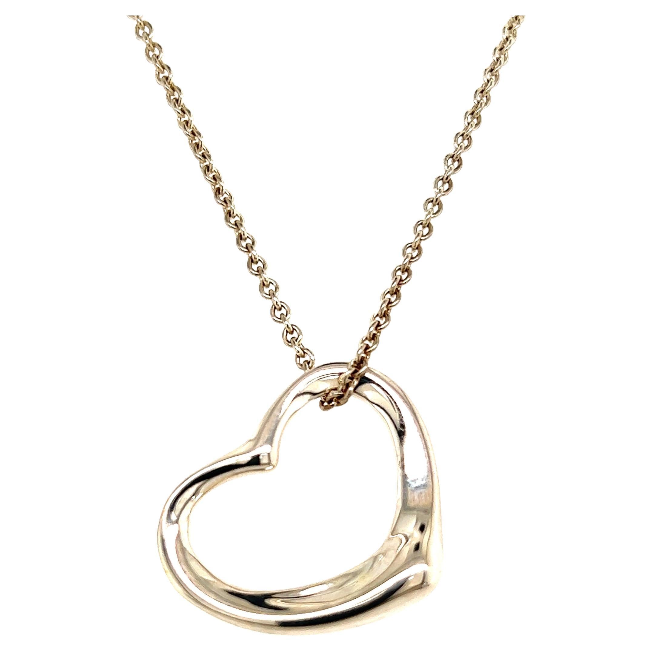 Tiffany & Co Estate Large Heart Pendtiffaant Silver Necklace by Elsa Peretti