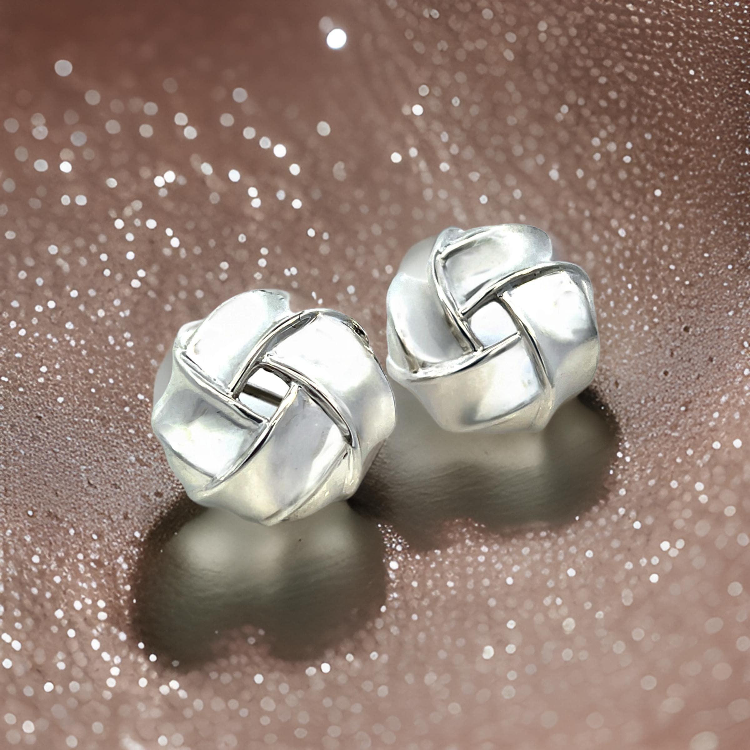 Tiffany & Co Estate Große Love Knot-Ohrringe aus Sterlingsilber Damen im Angebot