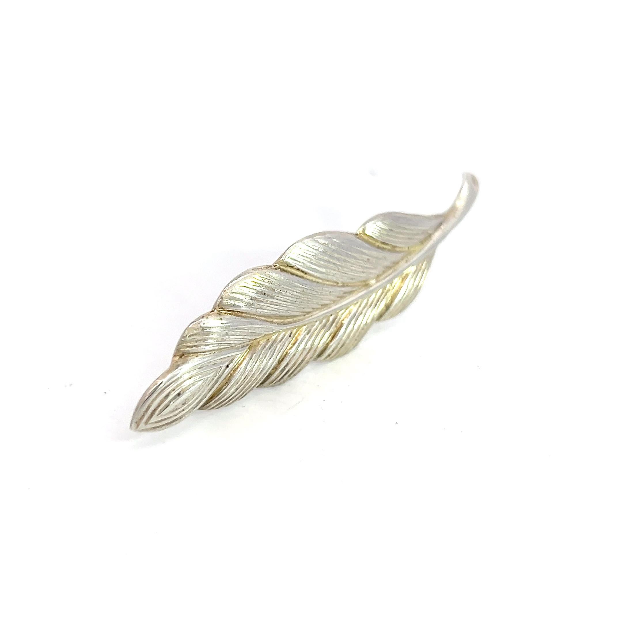 Tiffany & Co Estate Leaf Brooch Pin Sterling Silver In Good Condition For Sale In Brooklyn, NY