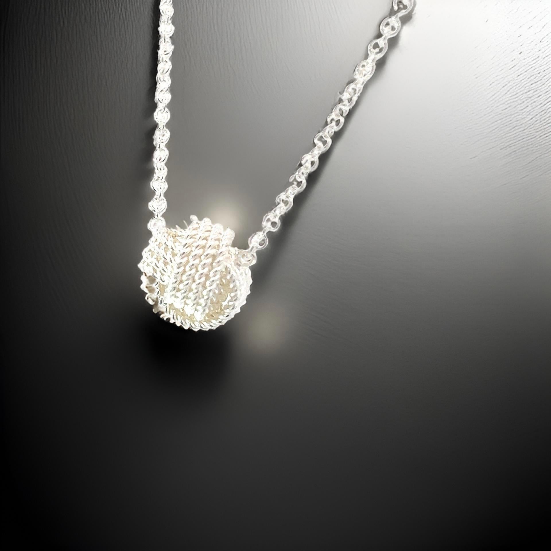 Tiffany & Co Estate Love Knot Necklace 17