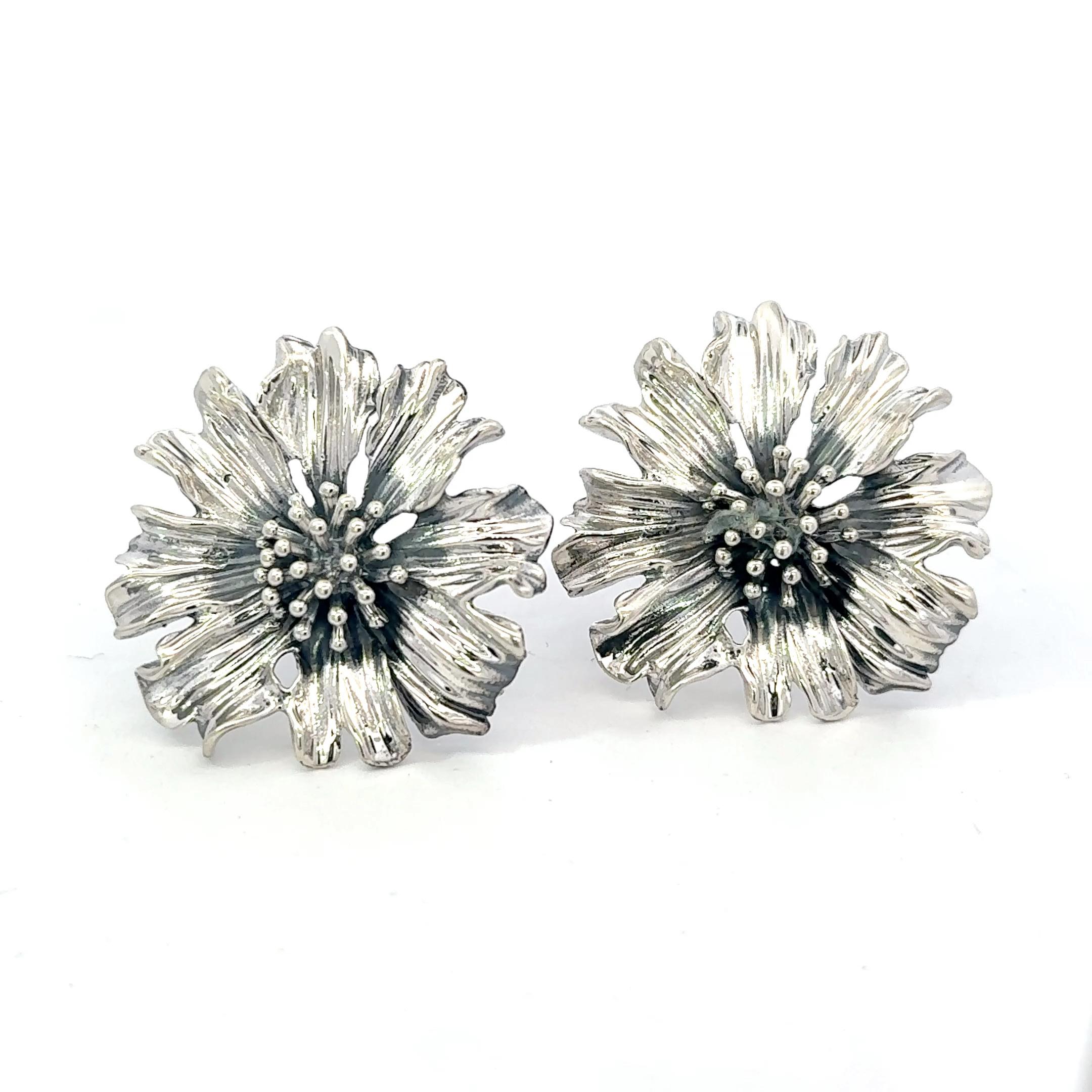 Tiffany & Co Marigold Flower Pierced Earrings Sterling Silver Estate For Sale 2