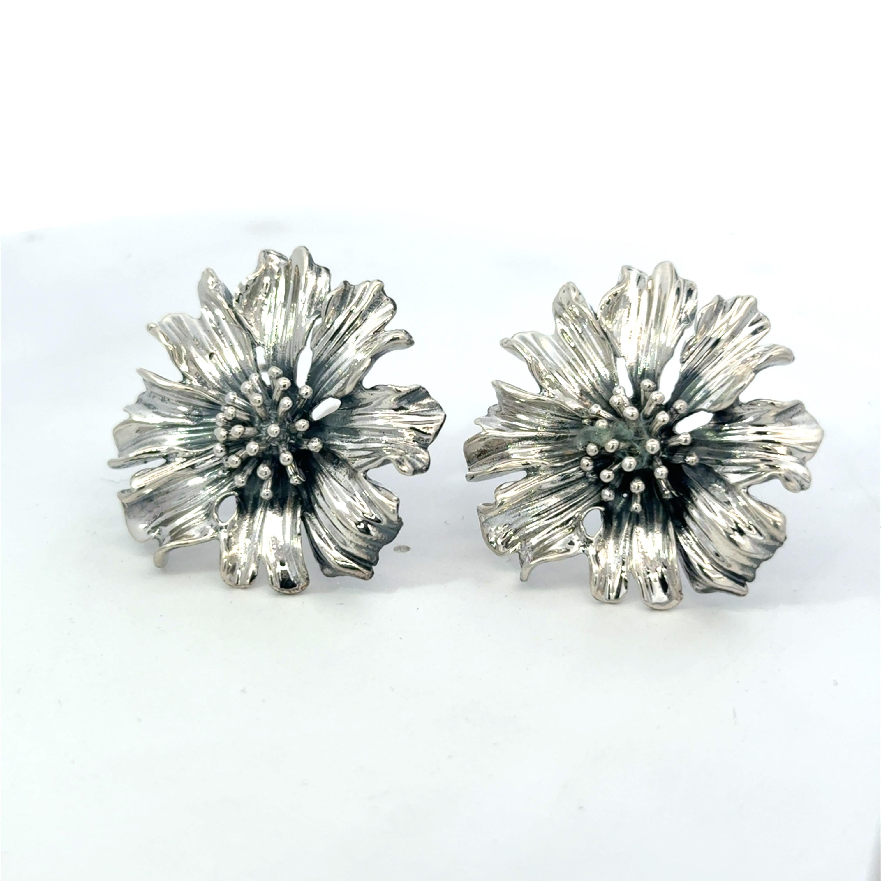 Tiffany & Co Marigold Flower Pierced Earrings Sterling Silver Estate For Sale 3