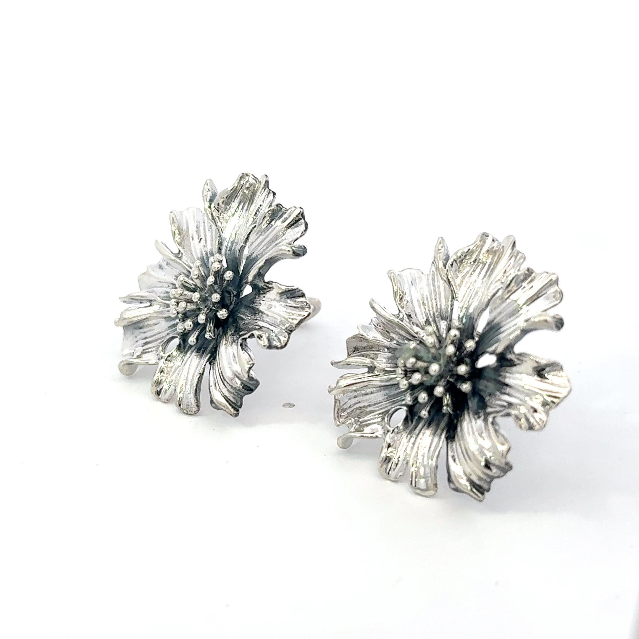 Tiffany & Co Marigold Flower Pierced Earrings Sterling Silver Estate For Sale 4