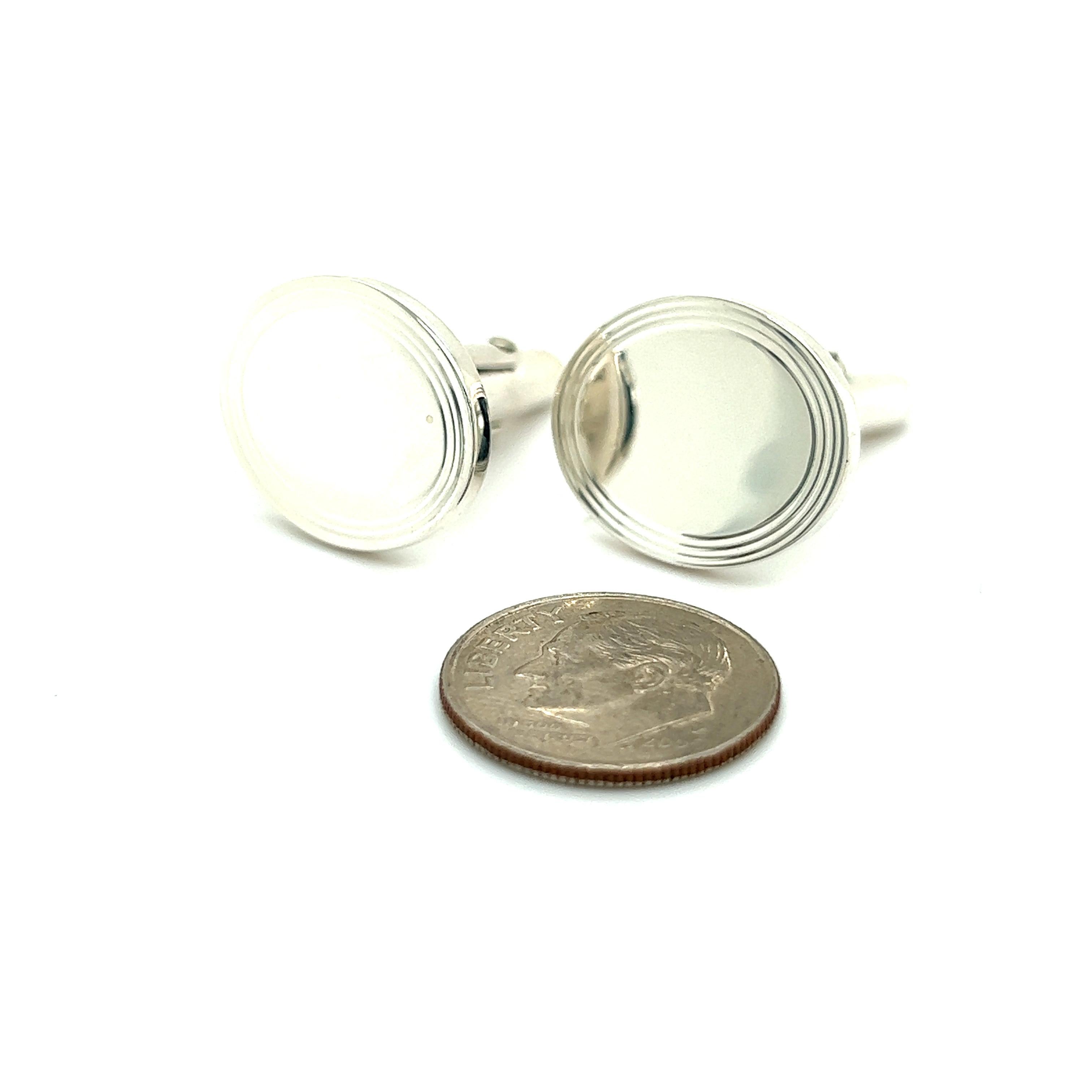Tiffany & Co. Estate Men Cufflinks Sterling Silver In Good Condition For Sale In Brooklyn, NY