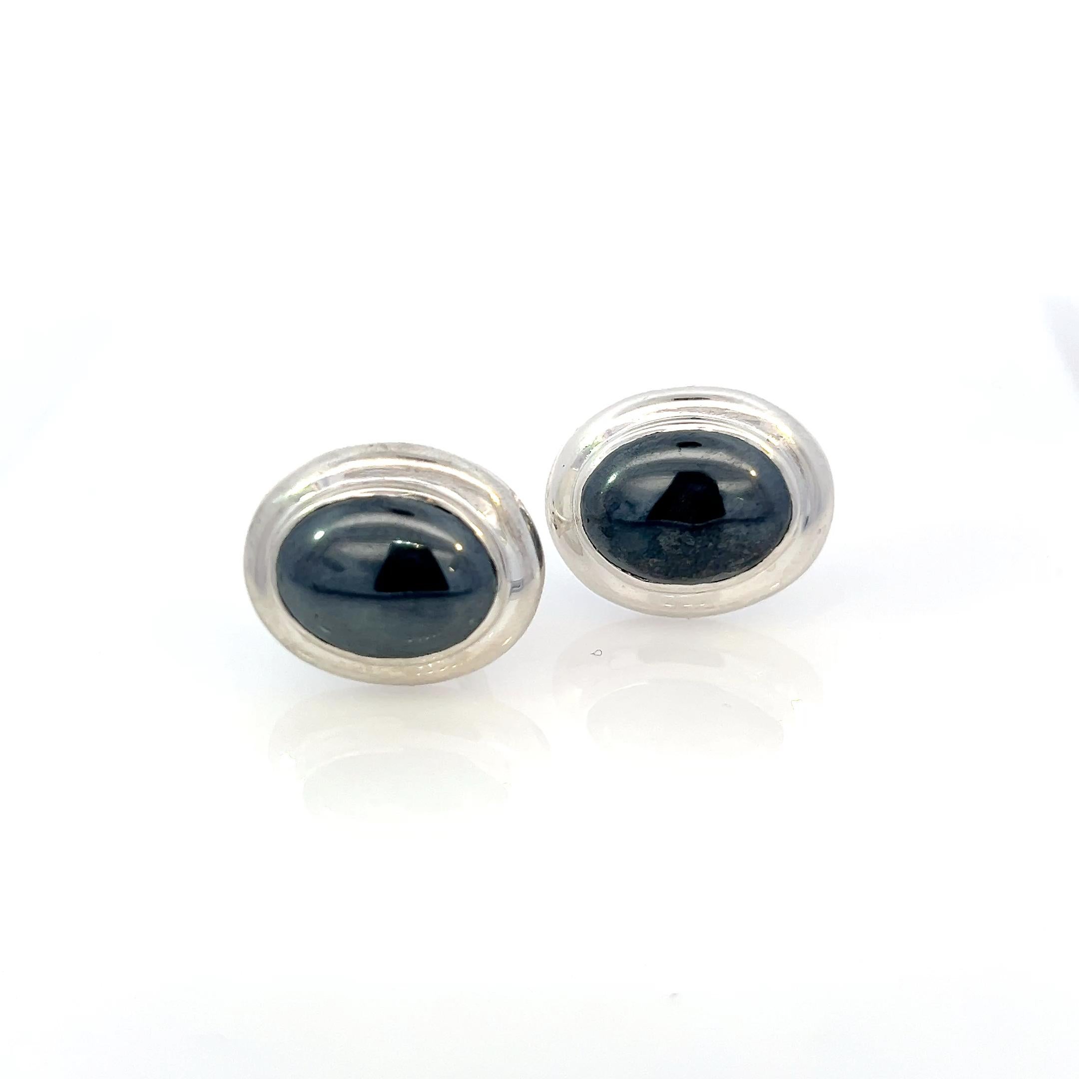 Tiffany & Co Estate Natural Hematite Cabochon Earrings Sterling Silver In Good Condition For Sale In Brooklyn, NY