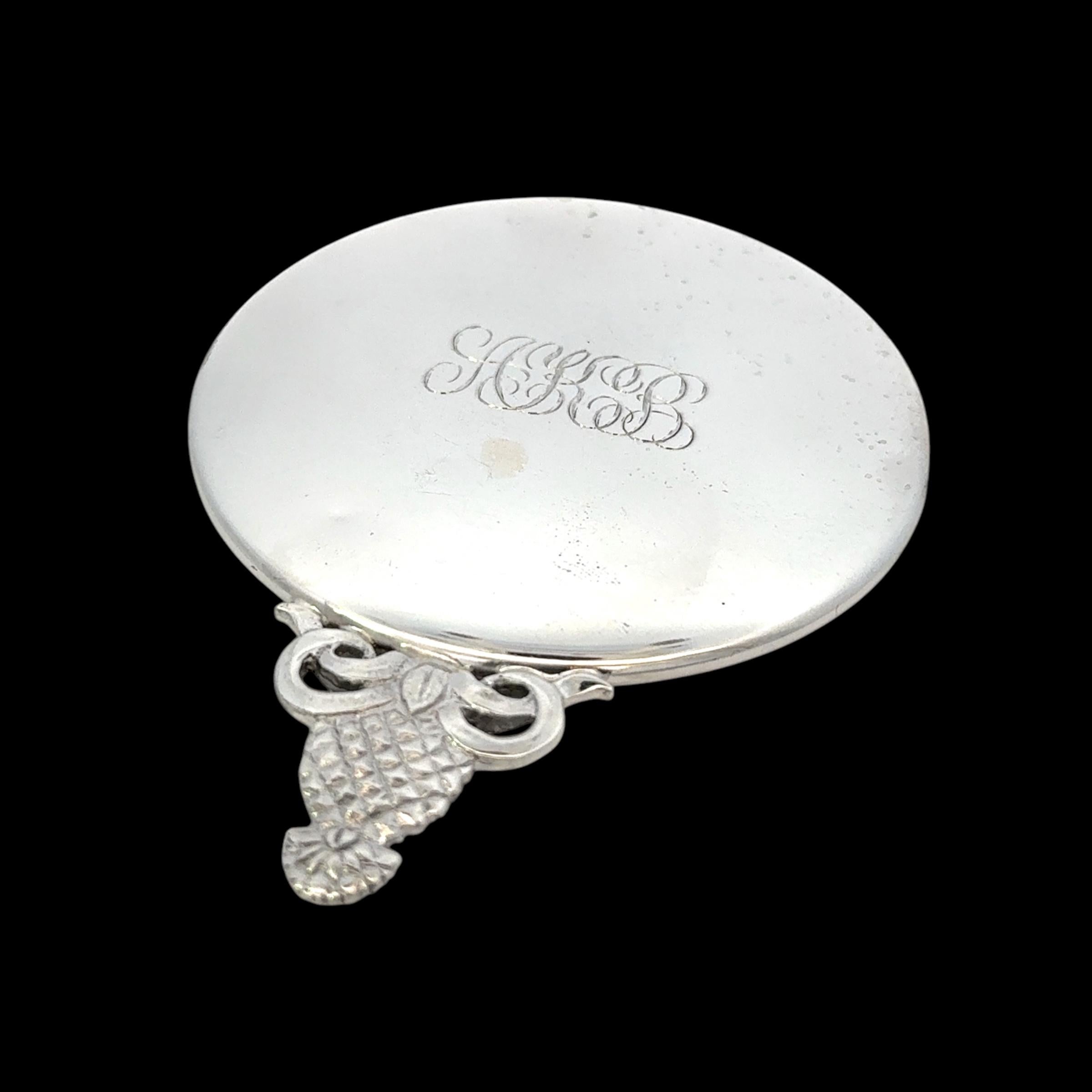 Tiffany & Co Ananas-Handspiegel aus Sterlingsilber 58 Gramm Nachlass von Tiffany & Co im Zustand „Gut“ im Angebot in Brooklyn, NY