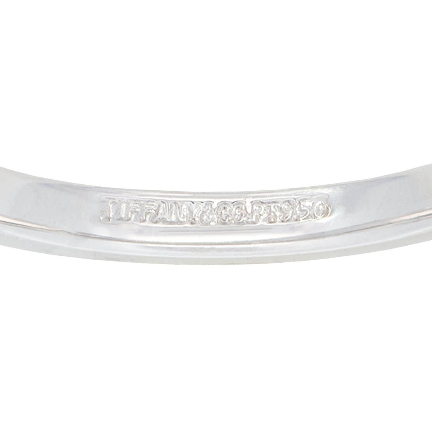 TIFFANY & CO. Estate Platinum Wedding Band en Bueno estado para la venta en Narberth, PA
