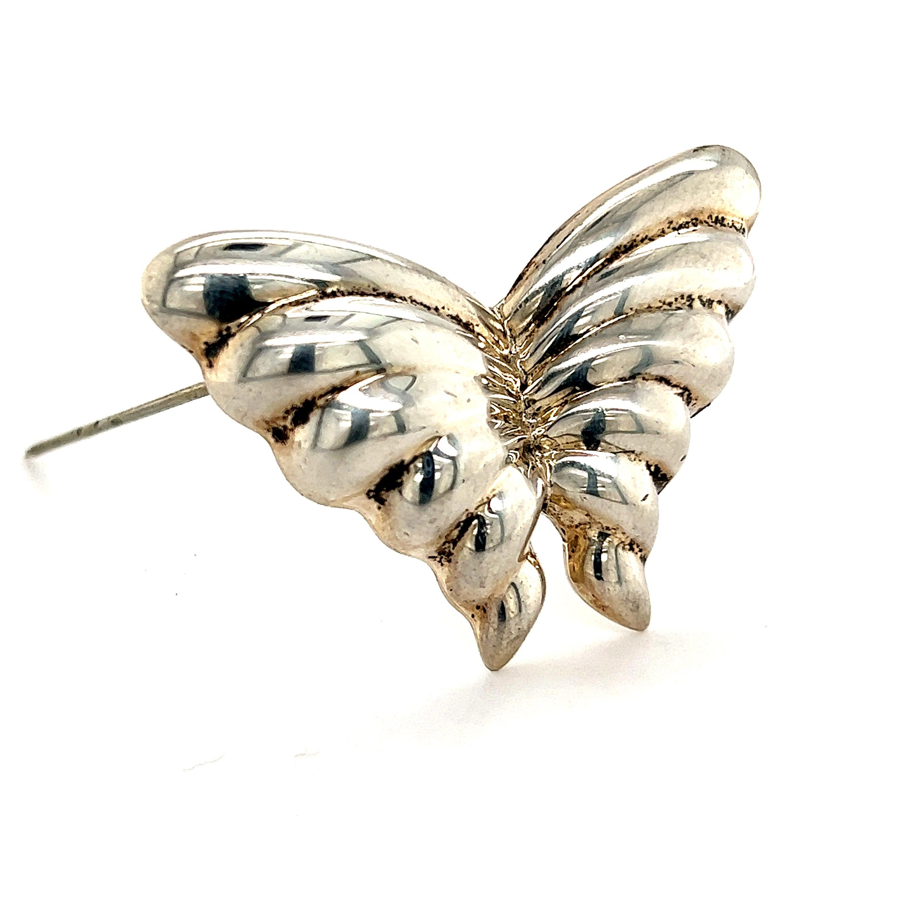 Tiffany & Co Estate Puffed Butterfly Brooch Pin Sterling Silver In Good Condition For Sale In Brooklyn, NY